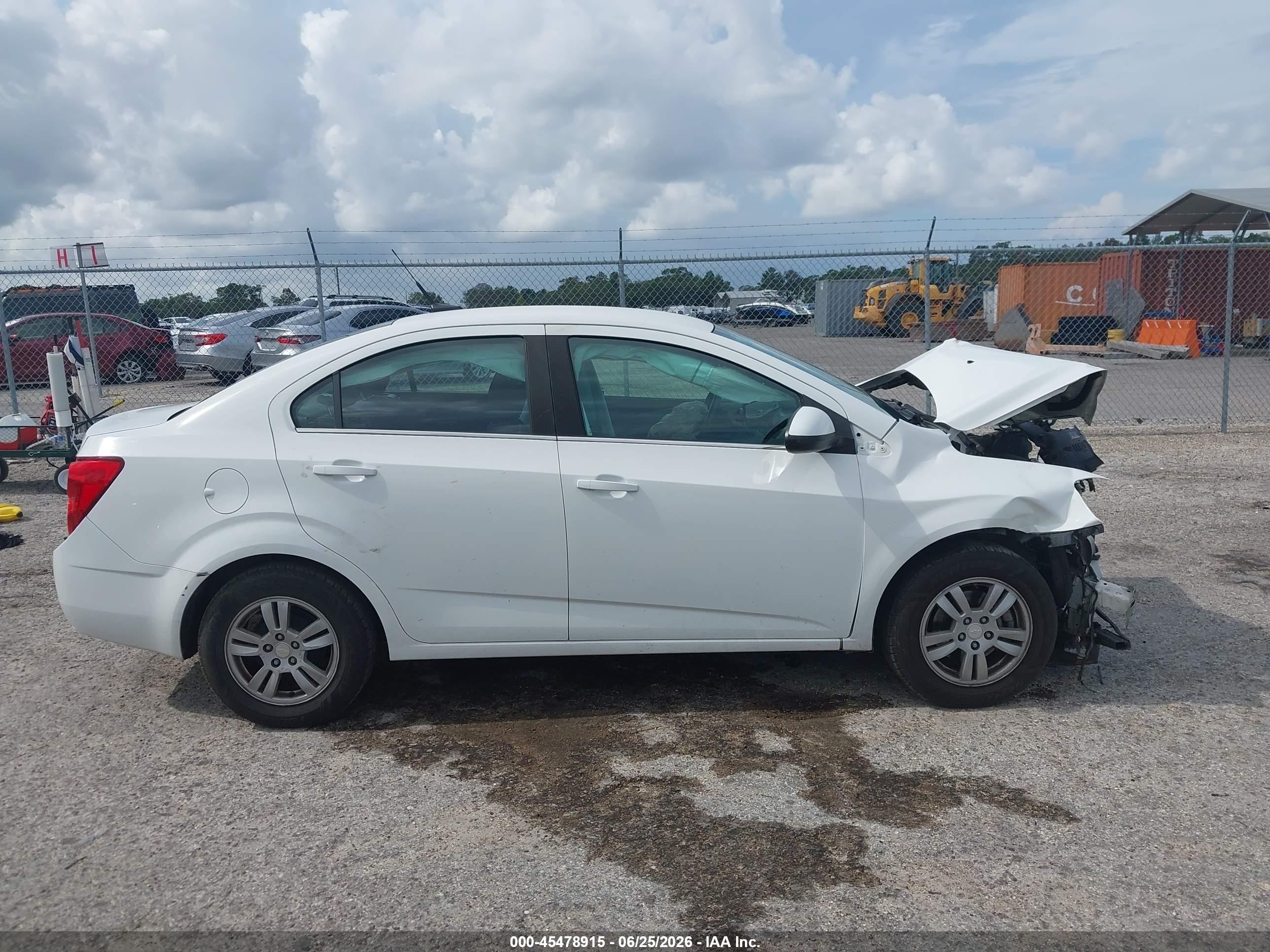 2014 Chevrolet Sonic Lt Auto White vin: 1G1JC5SH2E4103568
