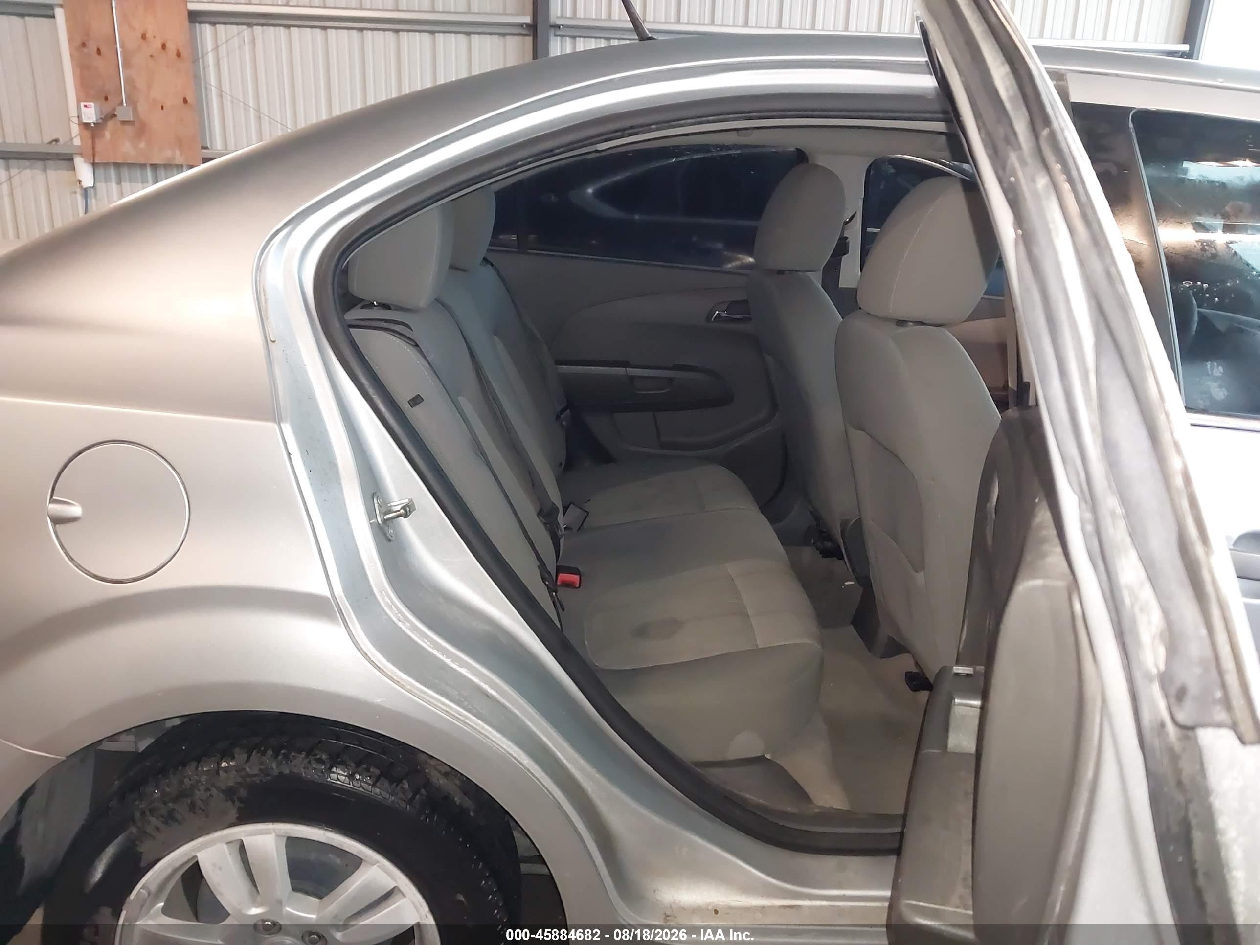 2014 Chevrolet Sonic Lt Auto Silver vin: 1G1JC5SH2E4104624