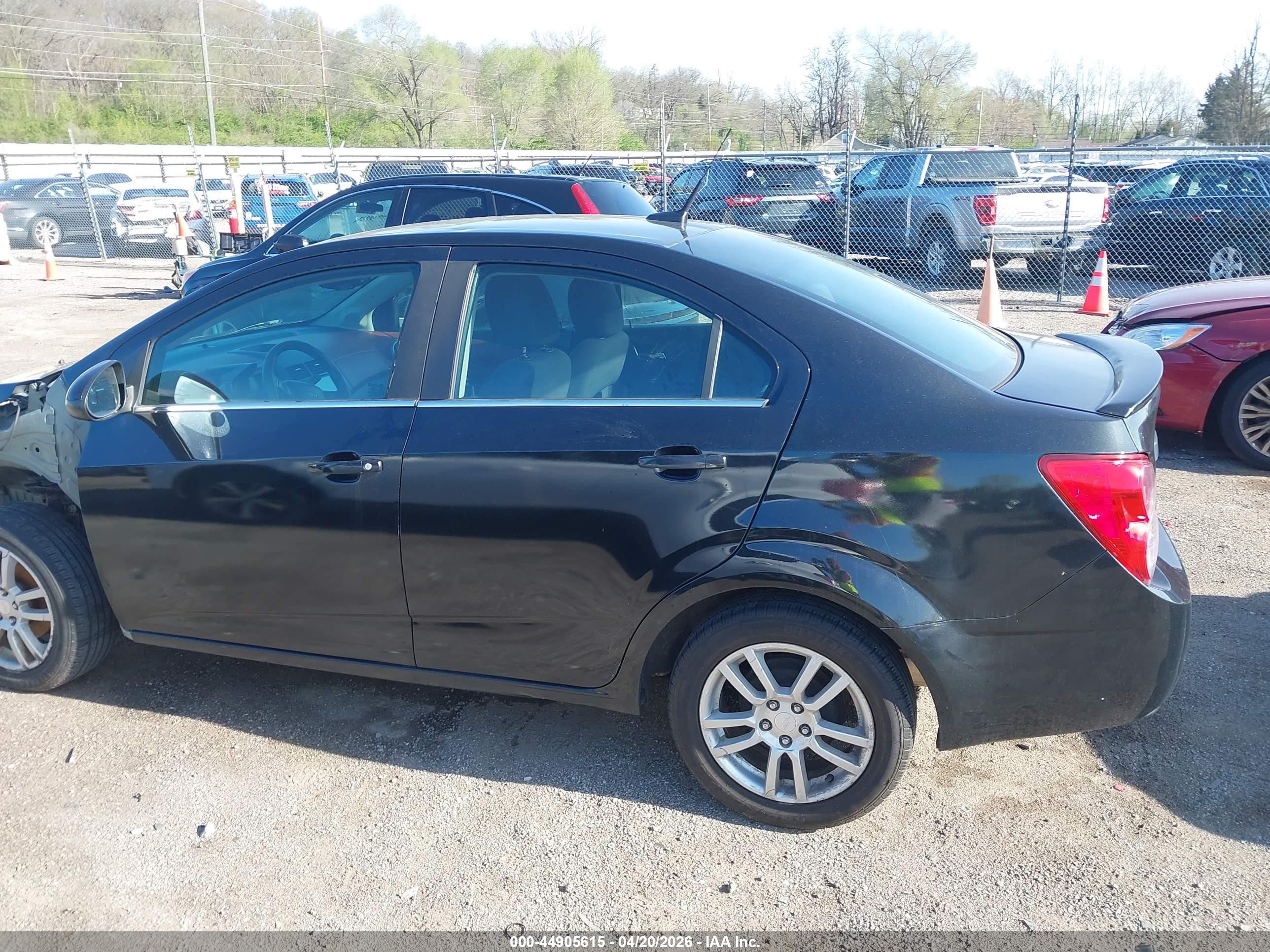 2014 Chevrolet Sonic Lt Auto Black vin: 1G1JC5SH2E4143729