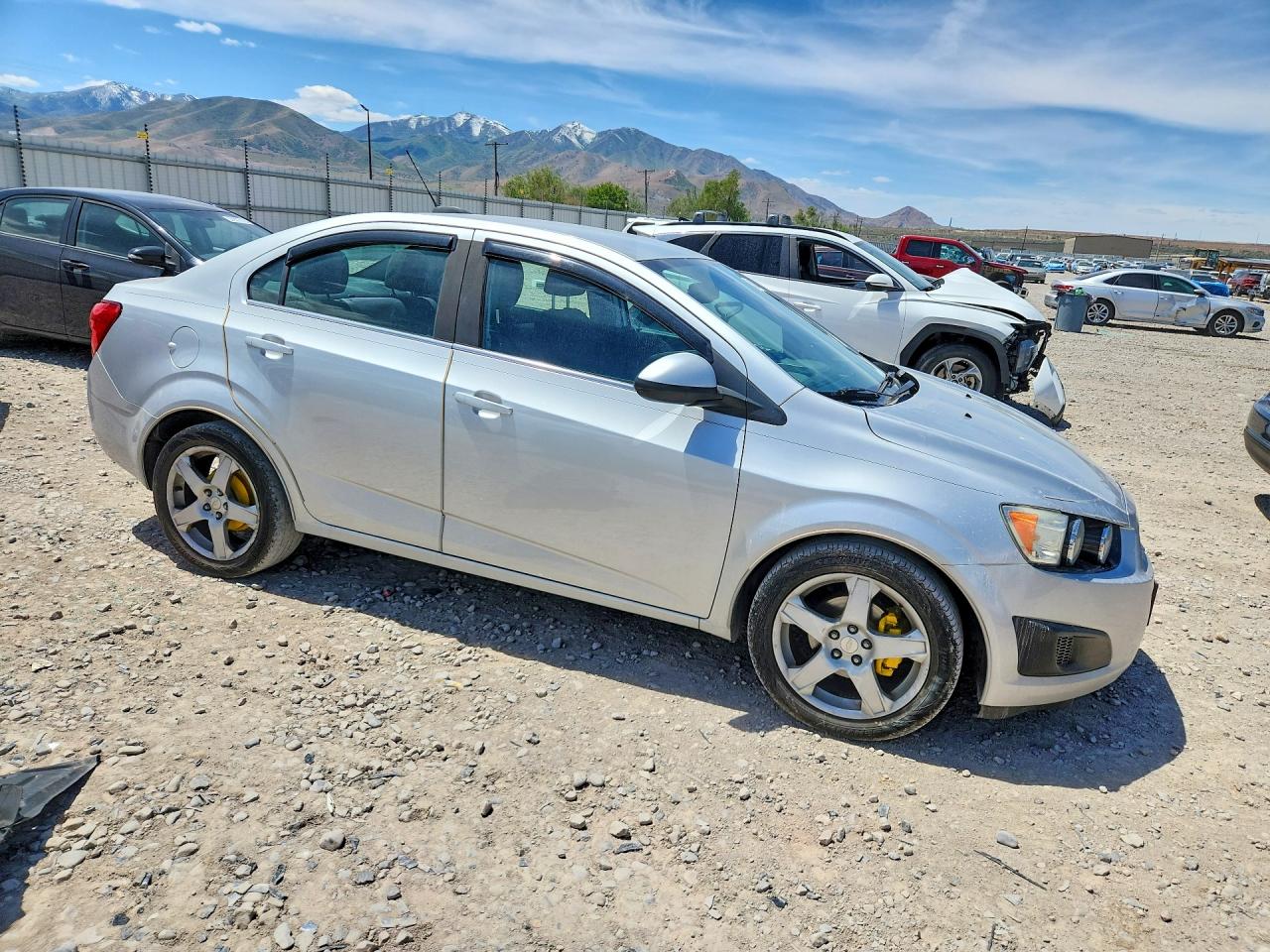 2015 Chevrolet Sonic Lt Silver vin: 1G1JC5SH2F4162055