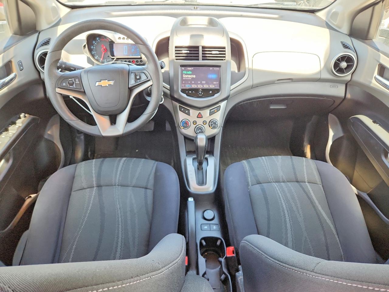 2015 Chevrolet Sonic Lt Silver vin: 1G1JC5SH2F4162055