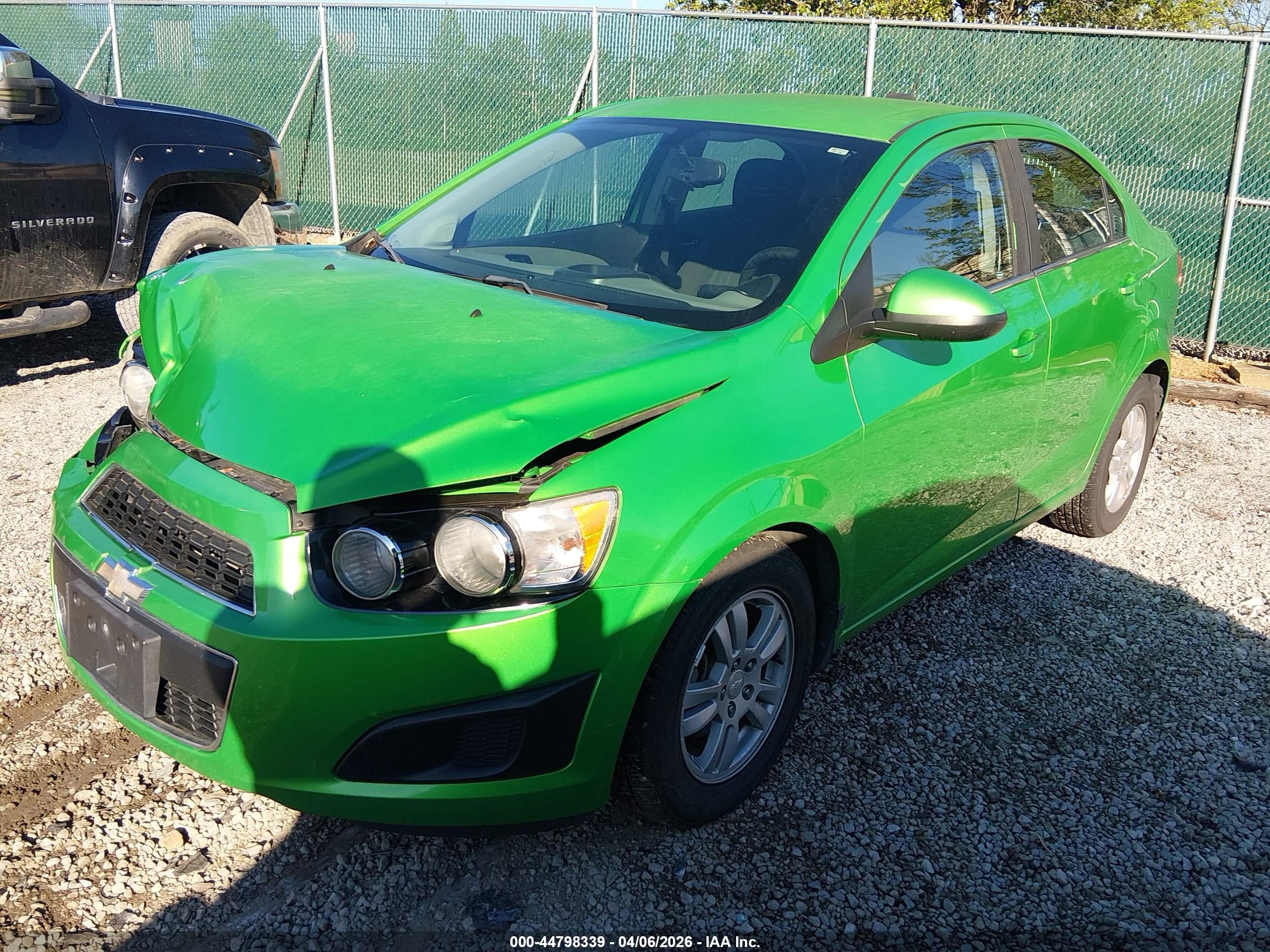 2015 Chevrolet Sonic Lt Auto Green vin: 1G1JC5SH2F4165053