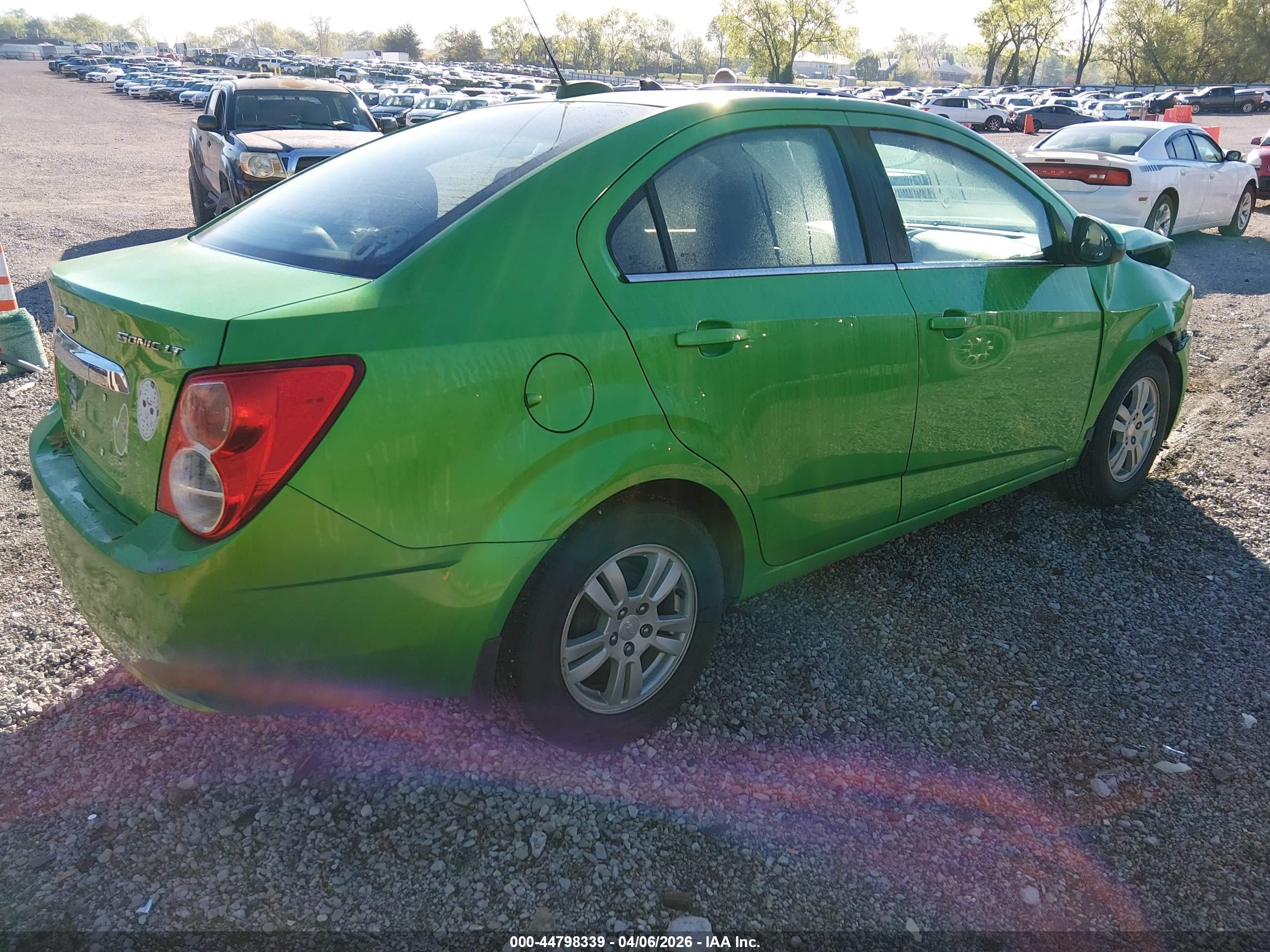 2015 Chevrolet Sonic Lt Auto Green vin: 1G1JC5SH2F4165053