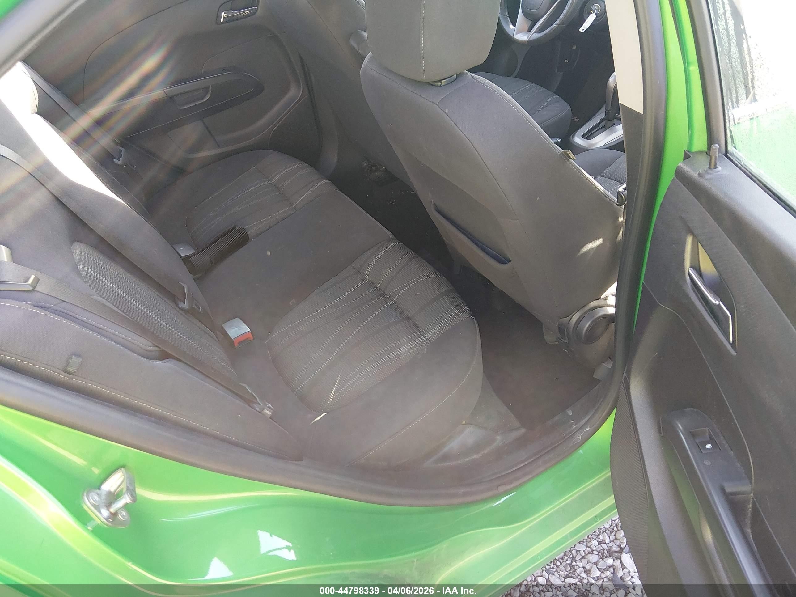 2015 Chevrolet Sonic Lt Auto Green vin: 1G1JC5SH2F4165053