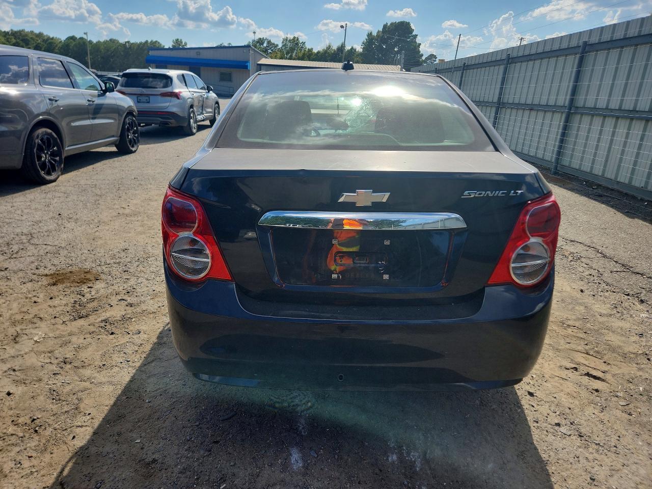 2015 Chevrolet Sonic Lt Черный vin: 1G1JC5SH2F4215191