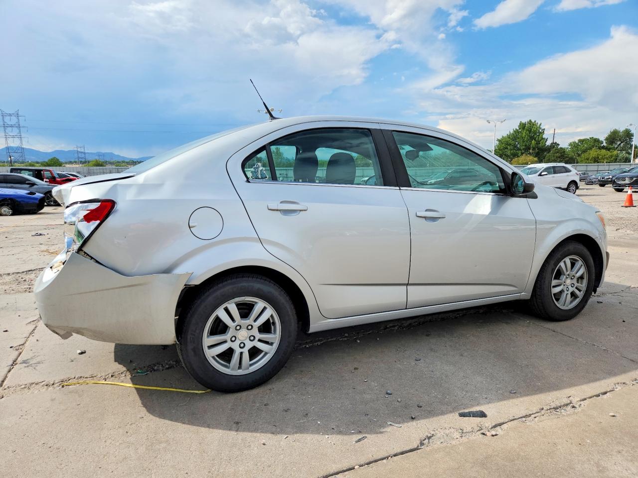 2013 Chevrolet Sonic Lt Серебряный vin: 1G1JC5SH3D4245460