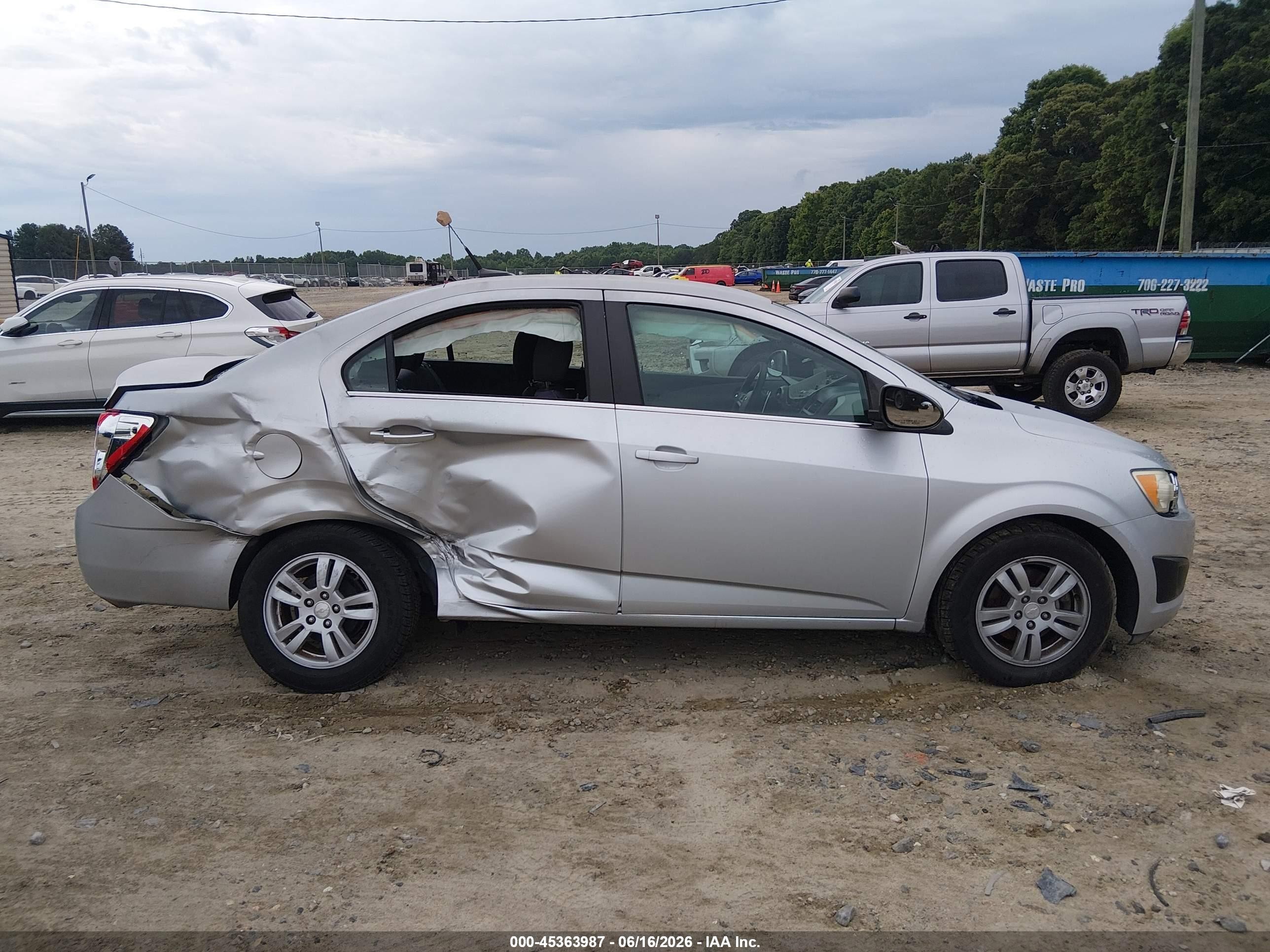 2014 Chevrolet Sonic Lt Auto Silver vin: 1G1JC5SH3E4187108