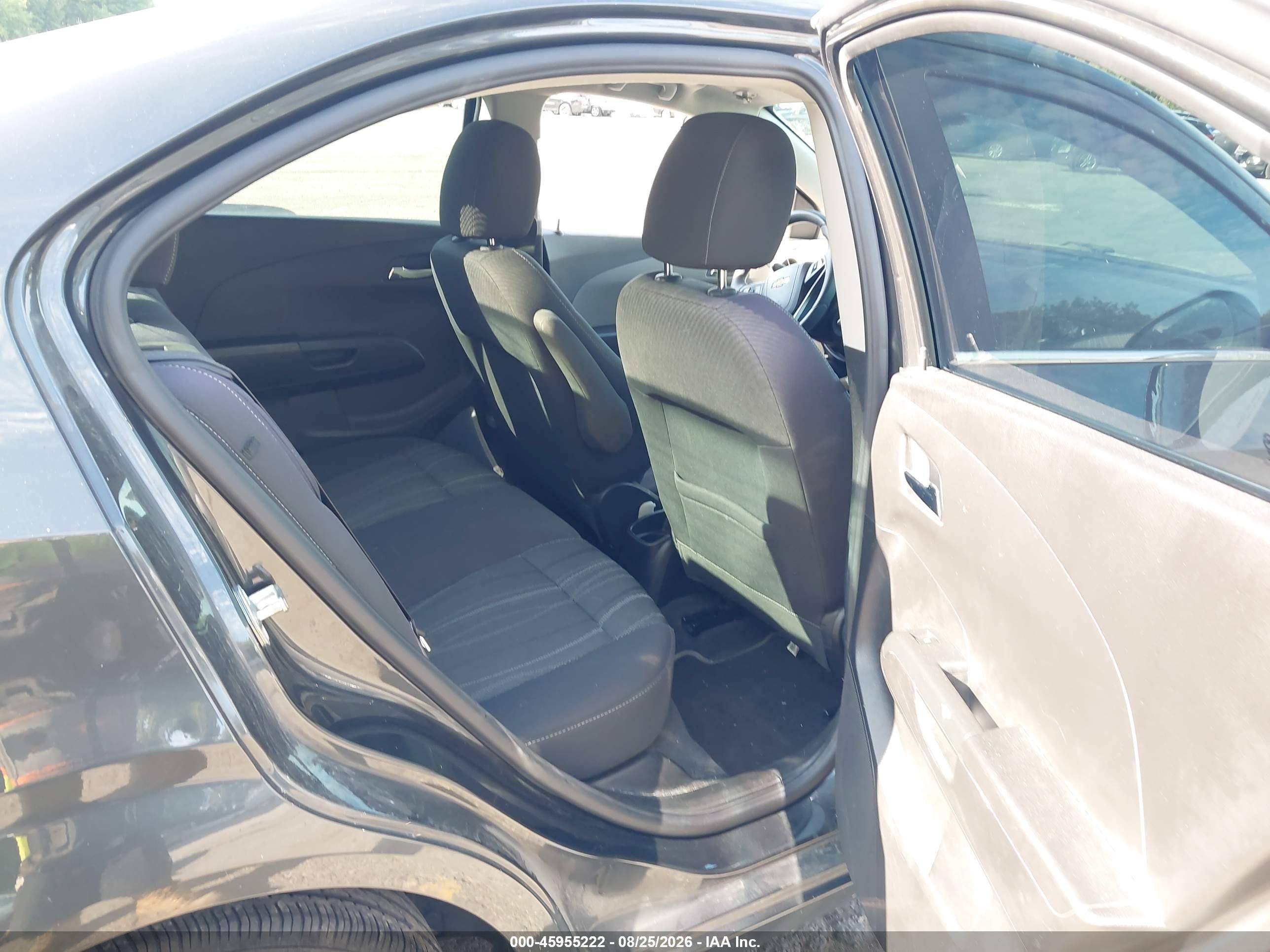 2015 Chevrolet Sonic Lt Auto Gray vin: 1G1JC5SH3F4170357