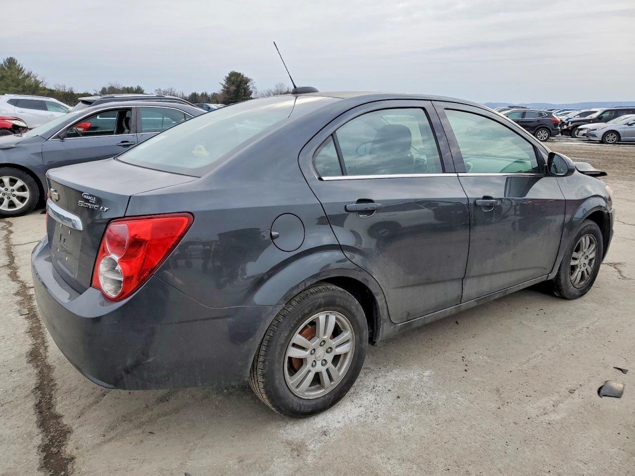 2015 Chevrolet Sonic Lt Black vin: 1G1JC5SH3F4180693