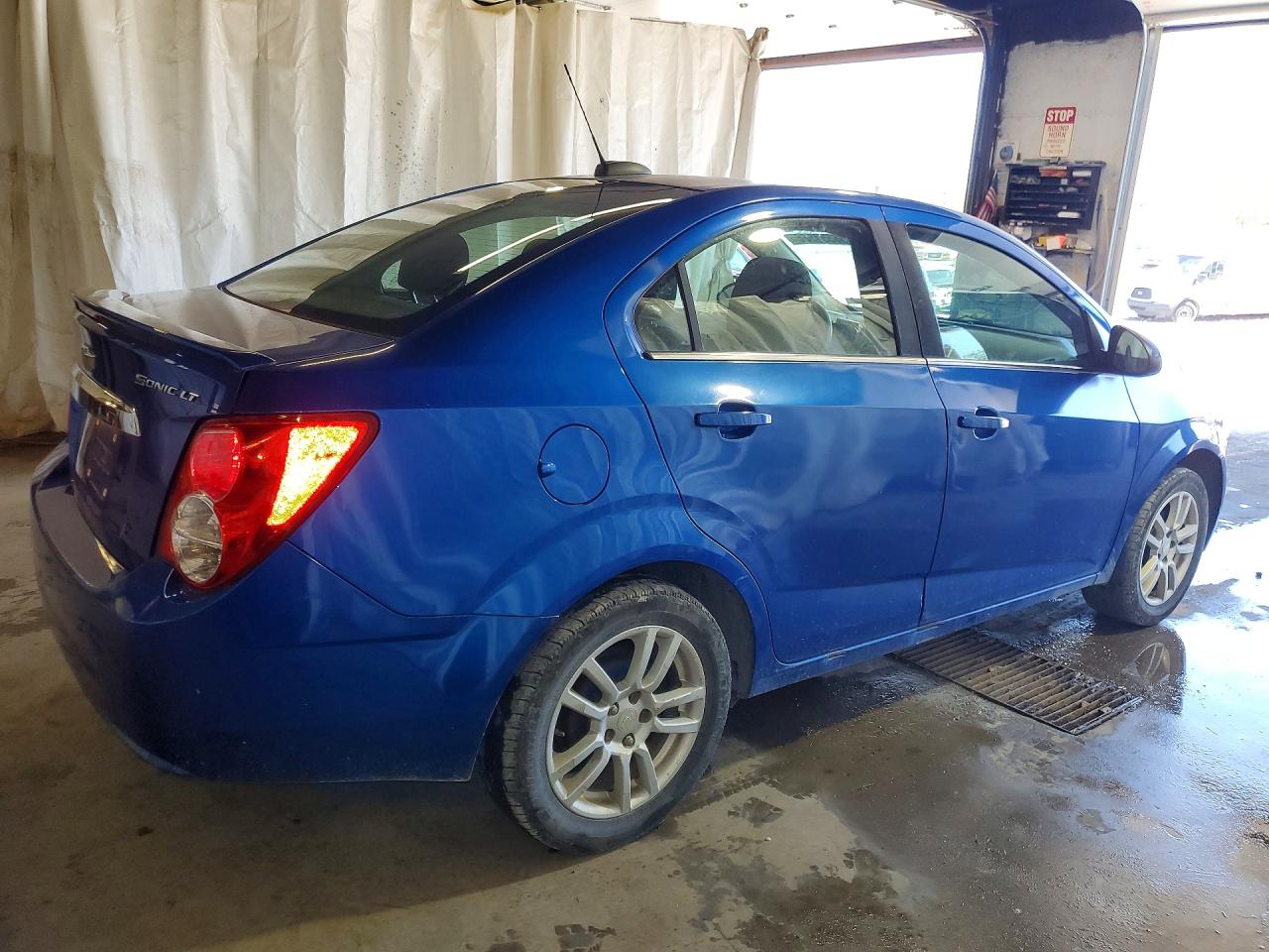 2016 Chevrolet Sonic Lt Blue vin: 1G1JC5SH3G4152121