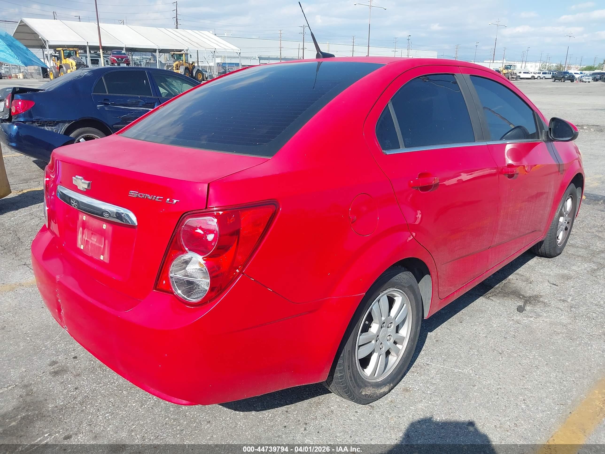 2013 Chevrolet Sonic Lt Auto Red vin: 1G1JC5SH4D4183244