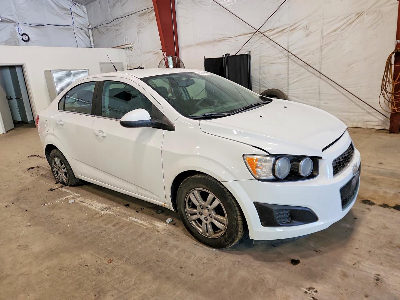 2014 Chevrolet Sonic Lt White vin: 1G1JC5SH4E4164873