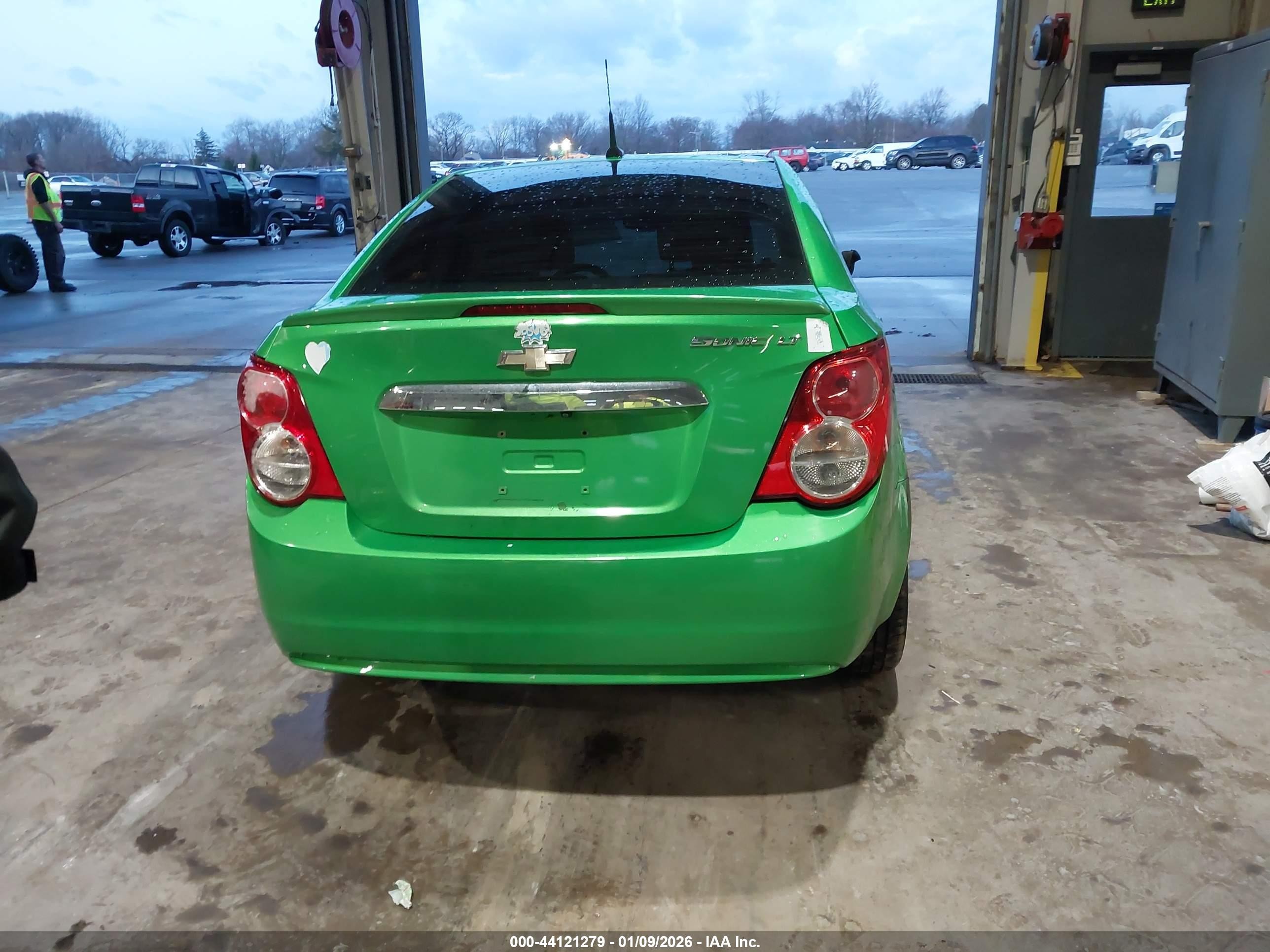2014 Chevrolet Sonic Lt Auto Зеленый vin: 1G1JC5SH4E4216115