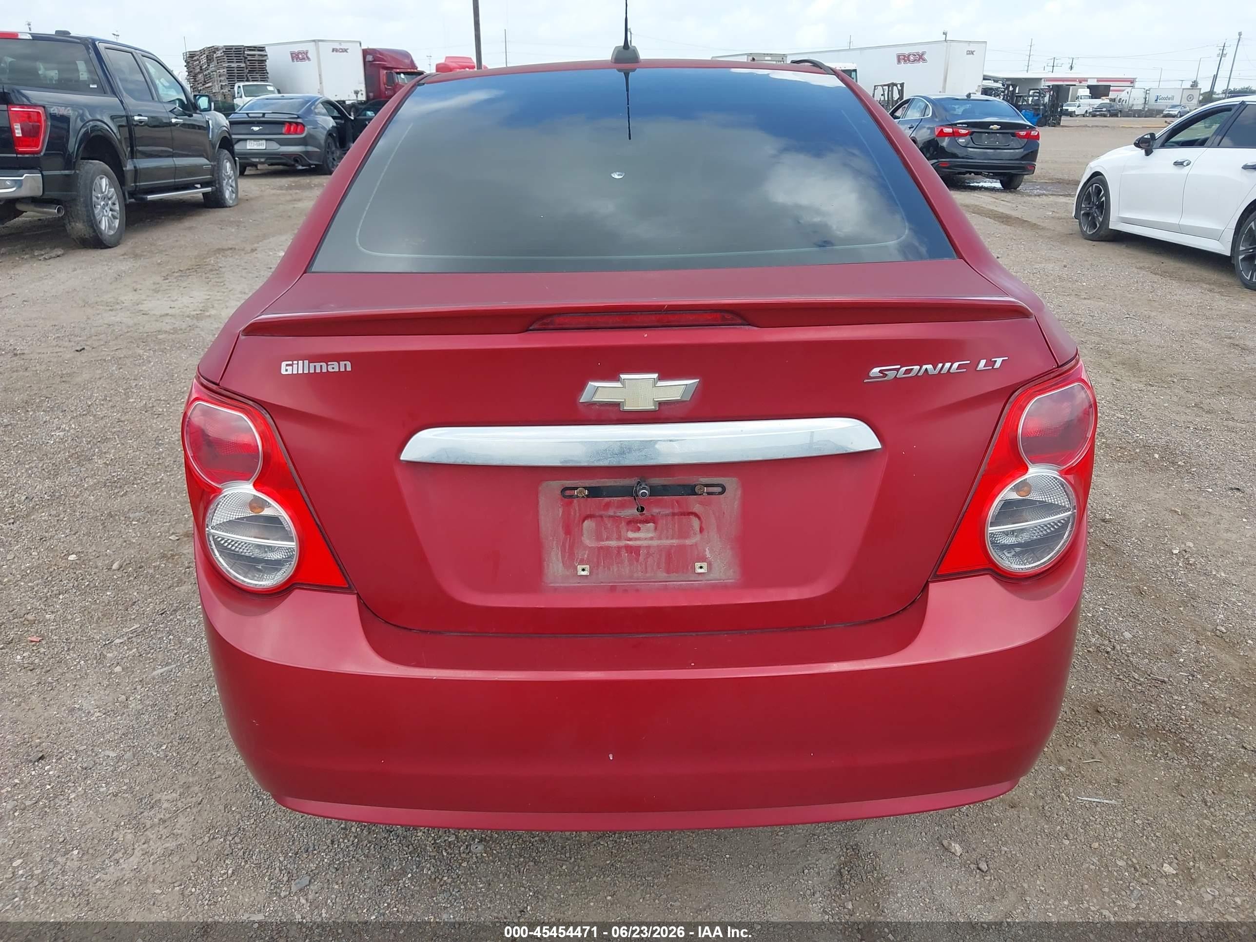 2015 Chevrolet Sonic Lt Auto Burgundy vin: 1G1JC5SH4F4133754