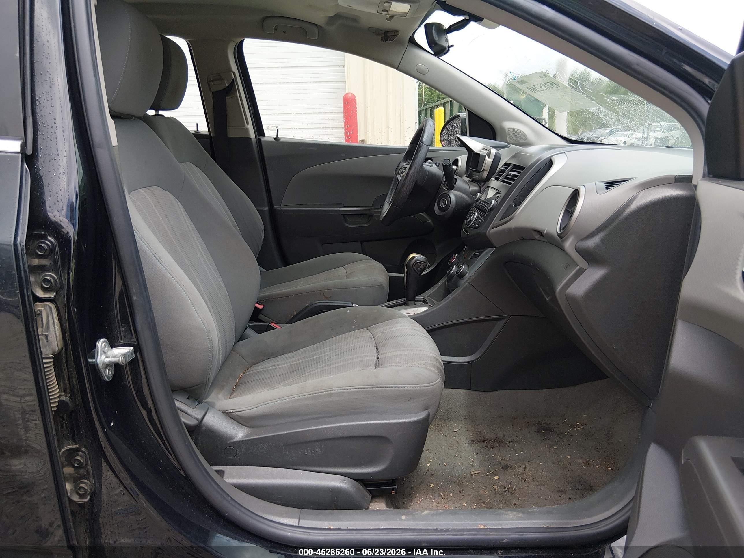 2015 Chevrolet Sonic Lt Auto Black vin: 1G1JC5SH4F4198801