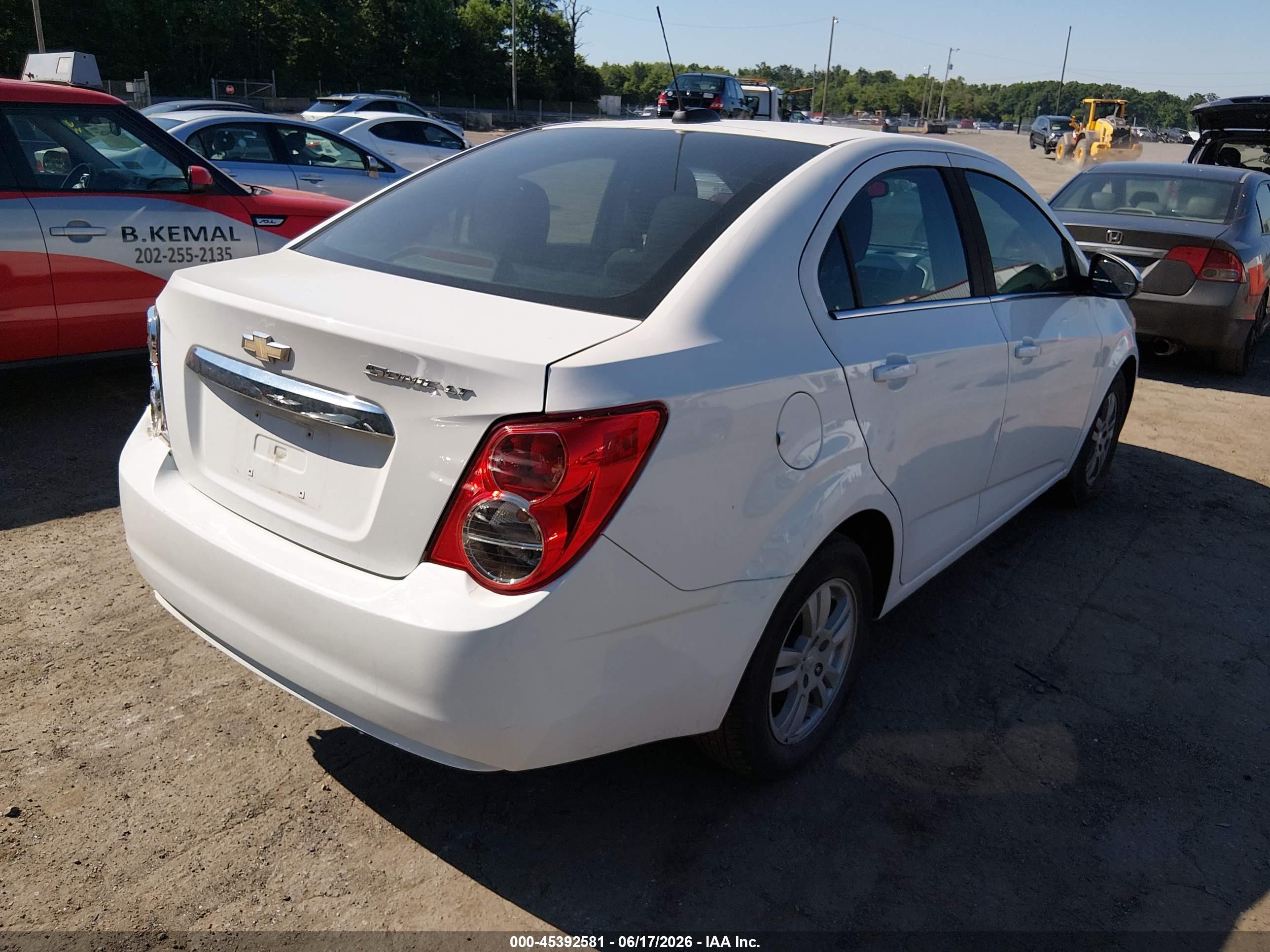 2015 Chevrolet Sonic Lt Auto White vin: 1G1JC5SH4F4209313