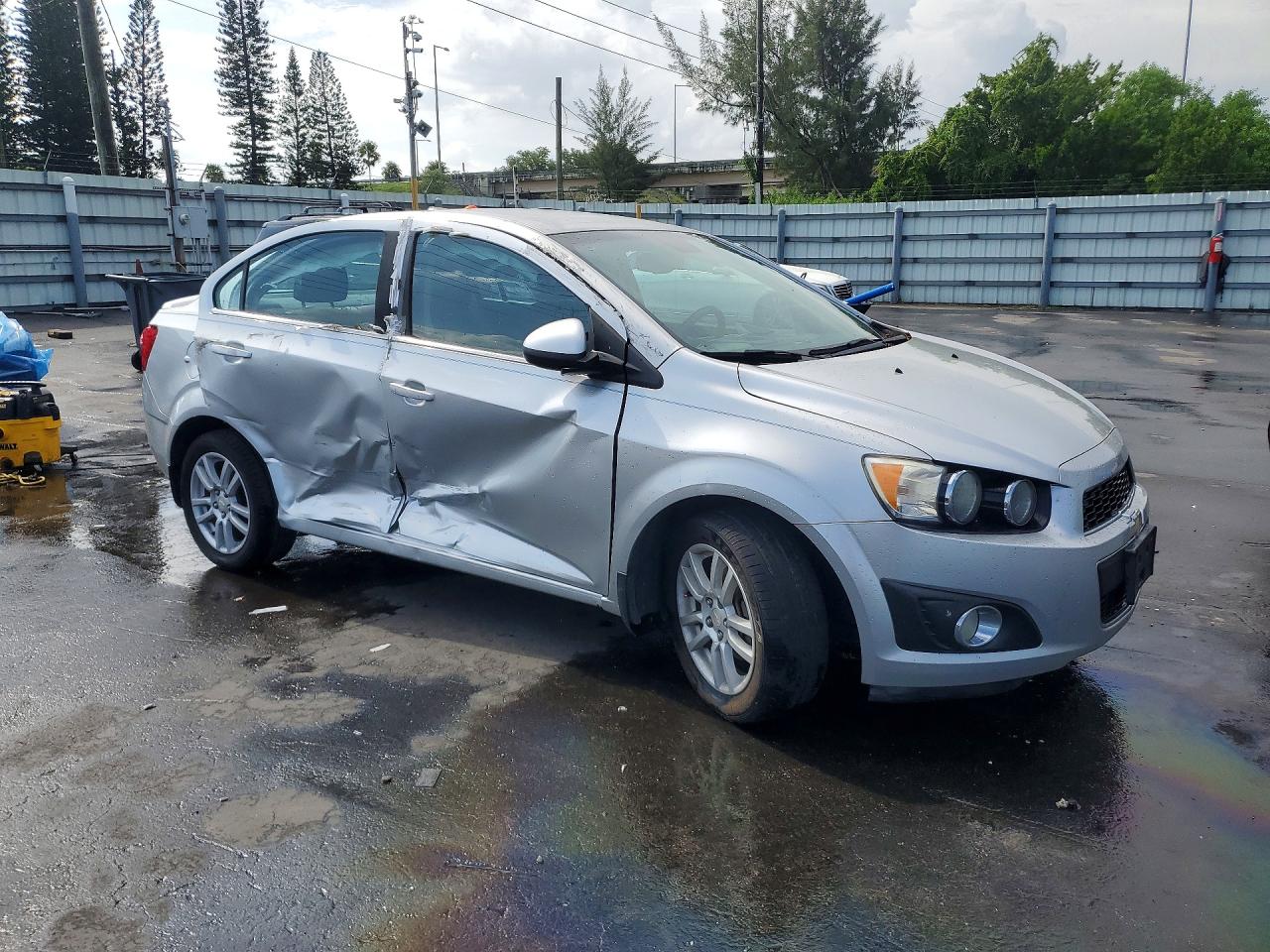 2013 Chevrolet Sonic Lt Silver vin: 1G1JC5SH5D4167859