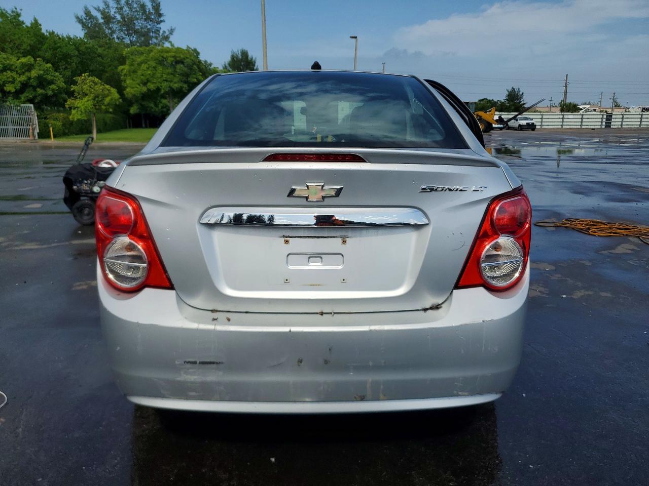 2013 Chevrolet Sonic Lt Silver vin: 1G1JC5SH5D4167859
