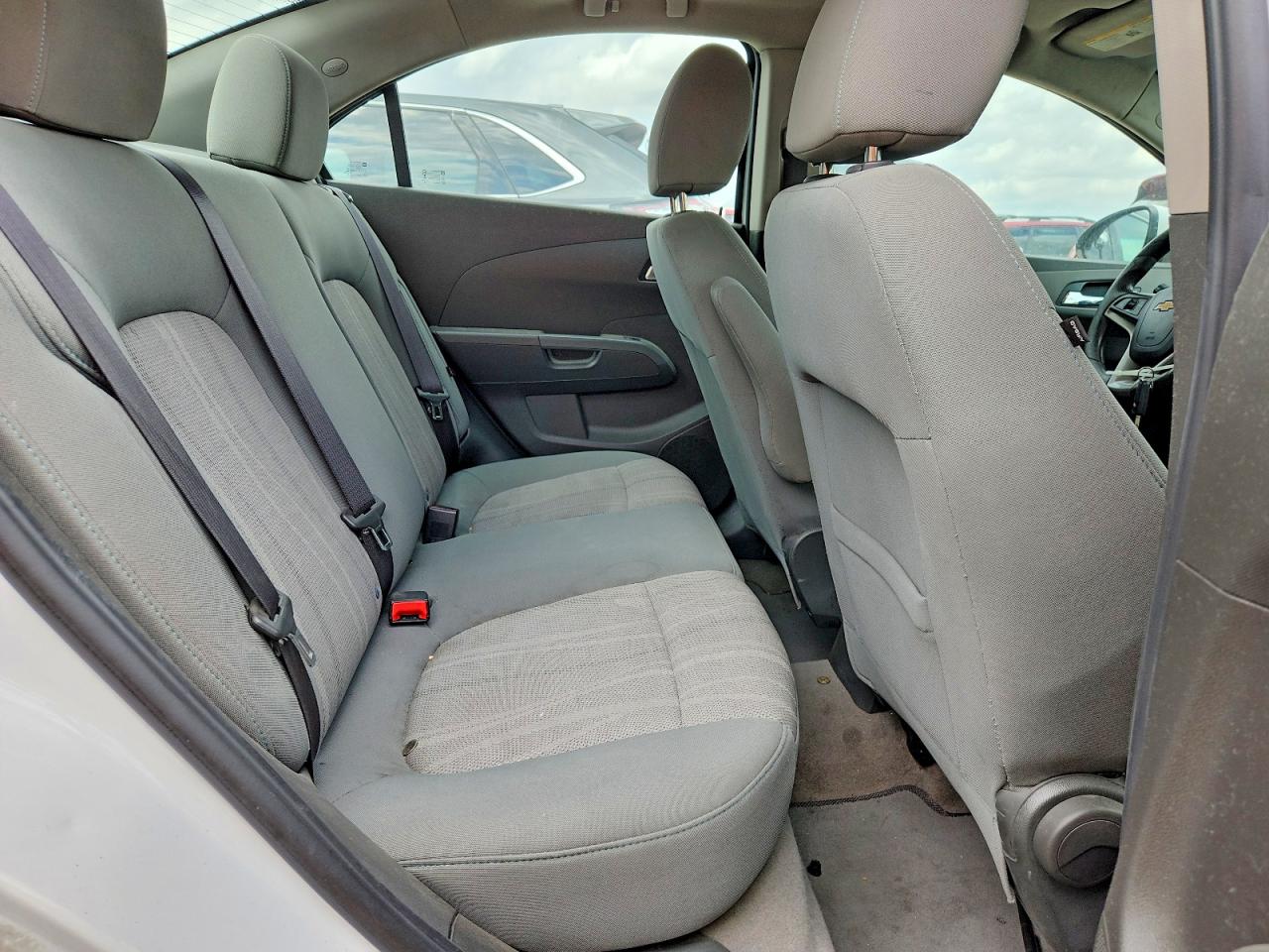 2014 Chevrolet Sonic Lt White vin: 1G1JC5SH5E4208718