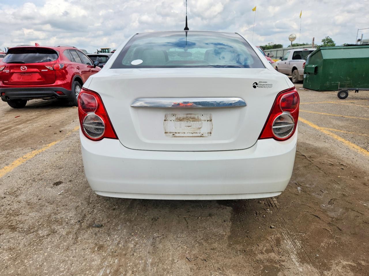 2014 Chevrolet Sonic Lt White vin: 1G1JC5SH5E4208718