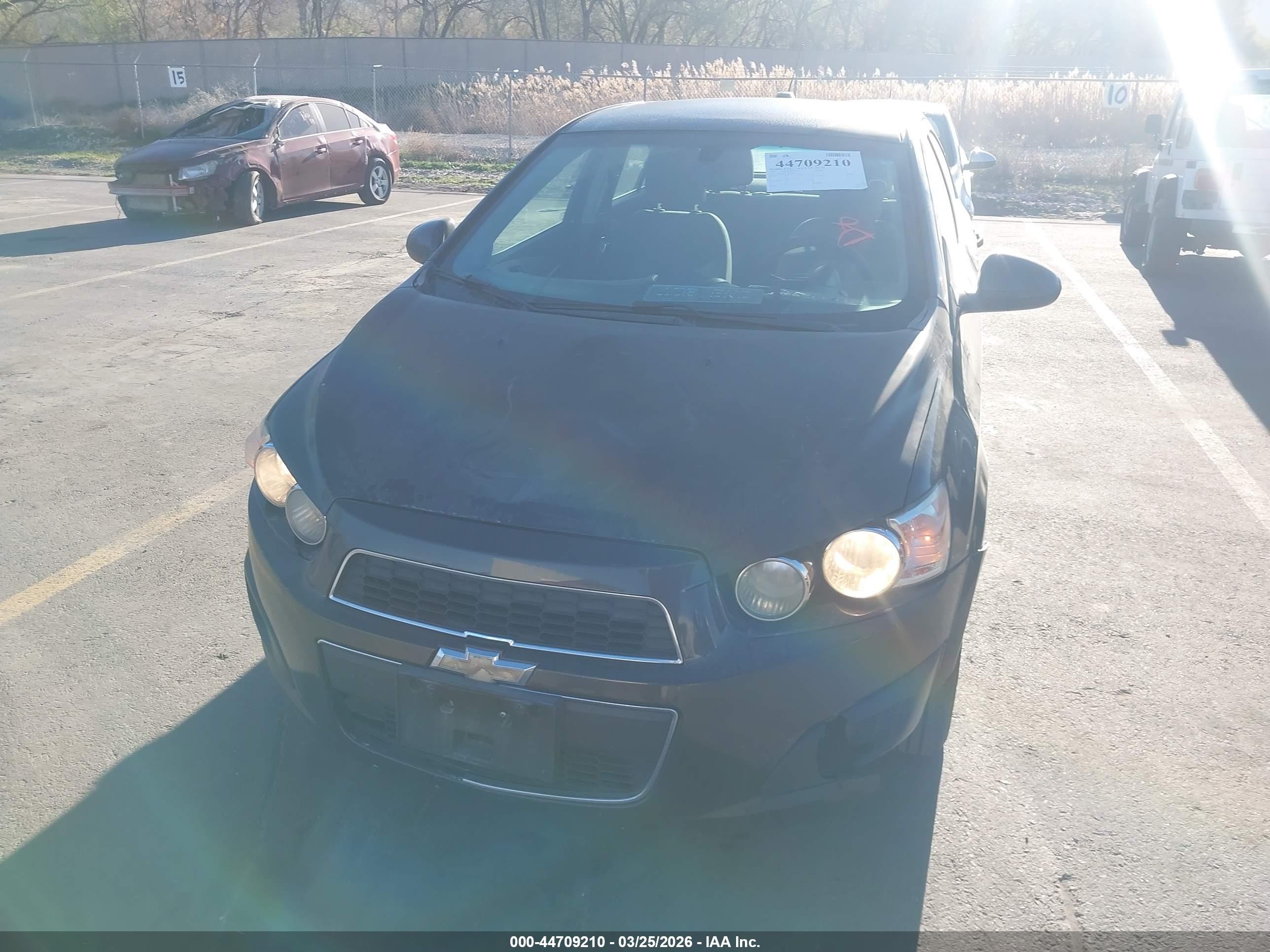 2015 Chevrolet Sonic Lt Auto Blue vin: 1G1JC5SH5F4130927
