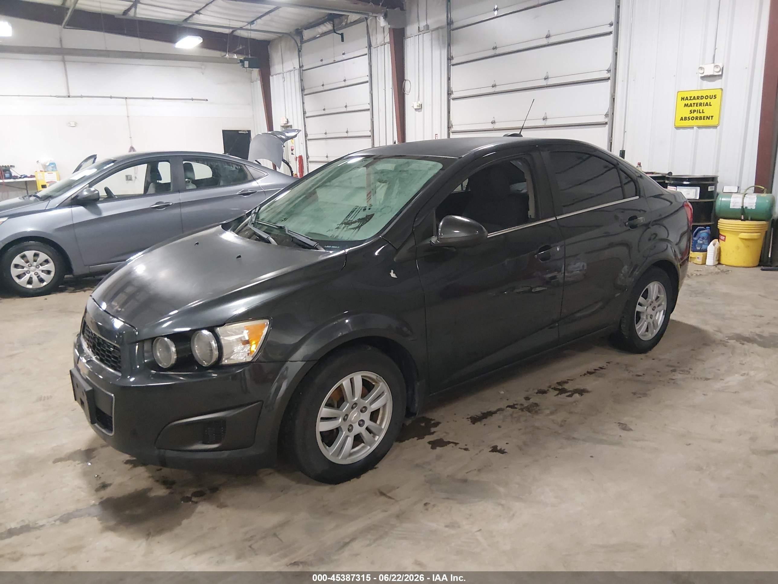 2015 Chevrolet Sonic Lt Auto Gray vin: 1G1JC5SH5F4184955