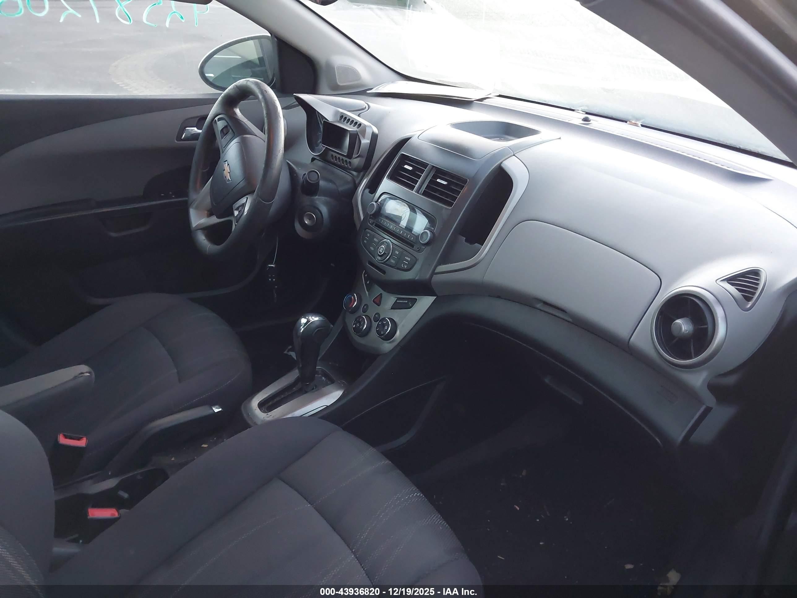 2015 Chevrolet Sonic Lt Auto Black vin: 1G1JC5SH5F4190108