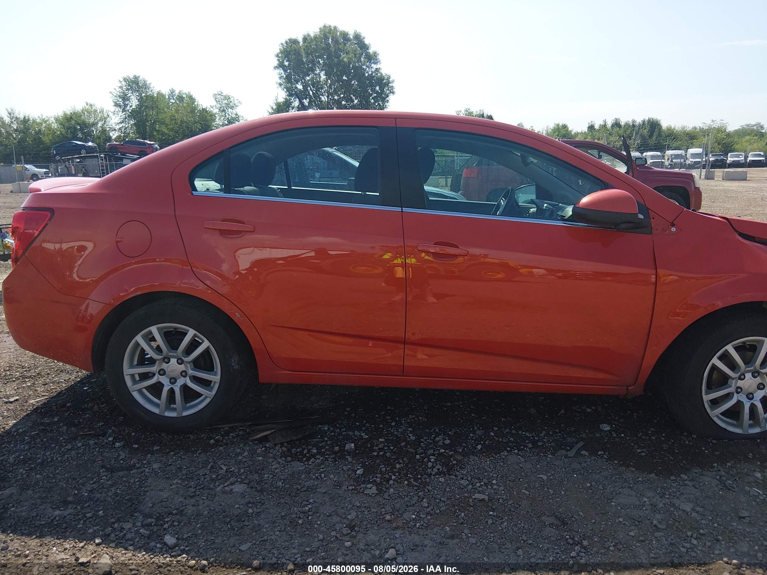 2013 Chevrolet Sonic Lt Auto Red vin: 1G1JC5SH6D4179177