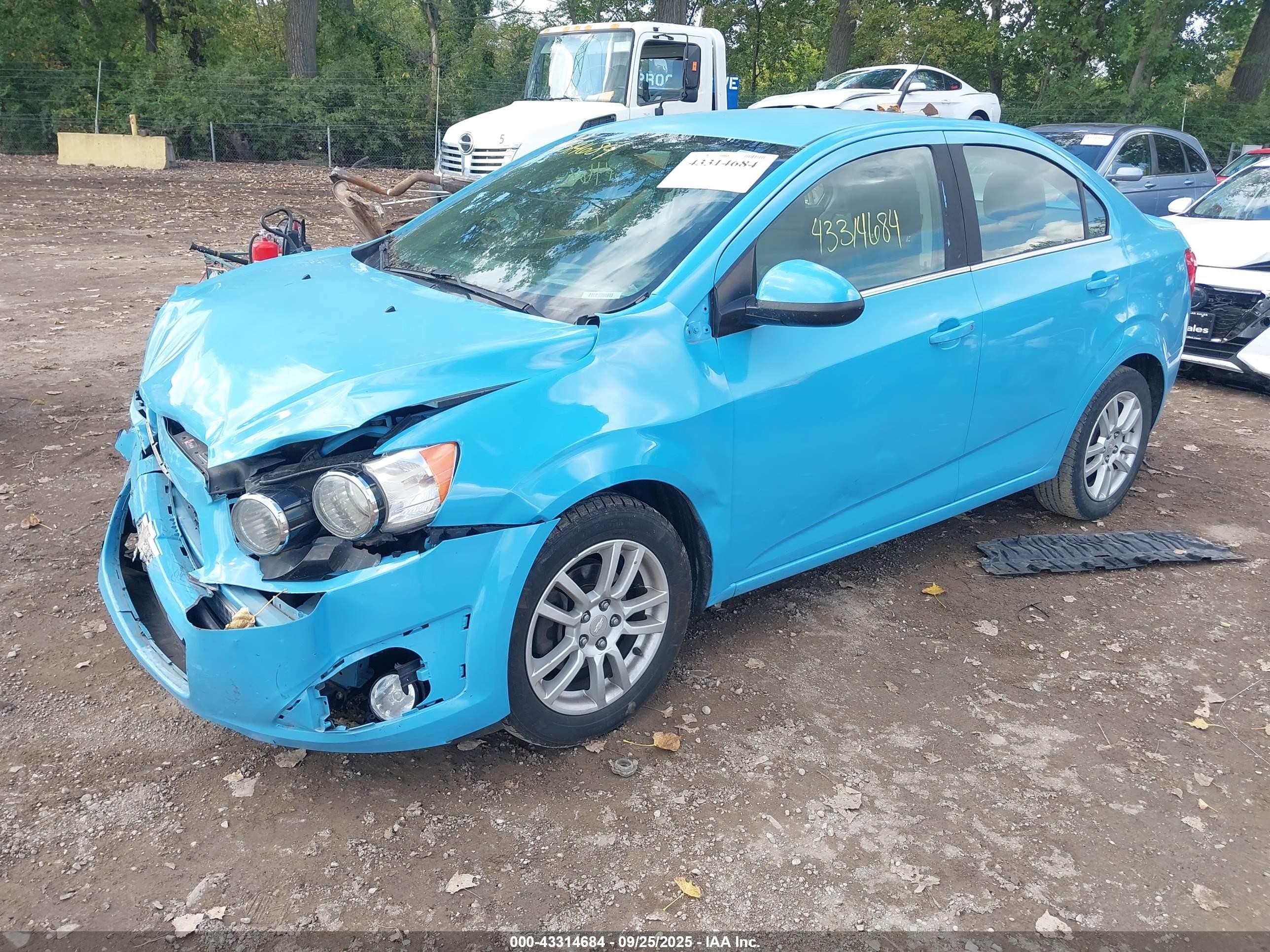 2014 Chevrolet Sonic Lt Auto Light Blue vin: 1G1JC5SH6E4154975