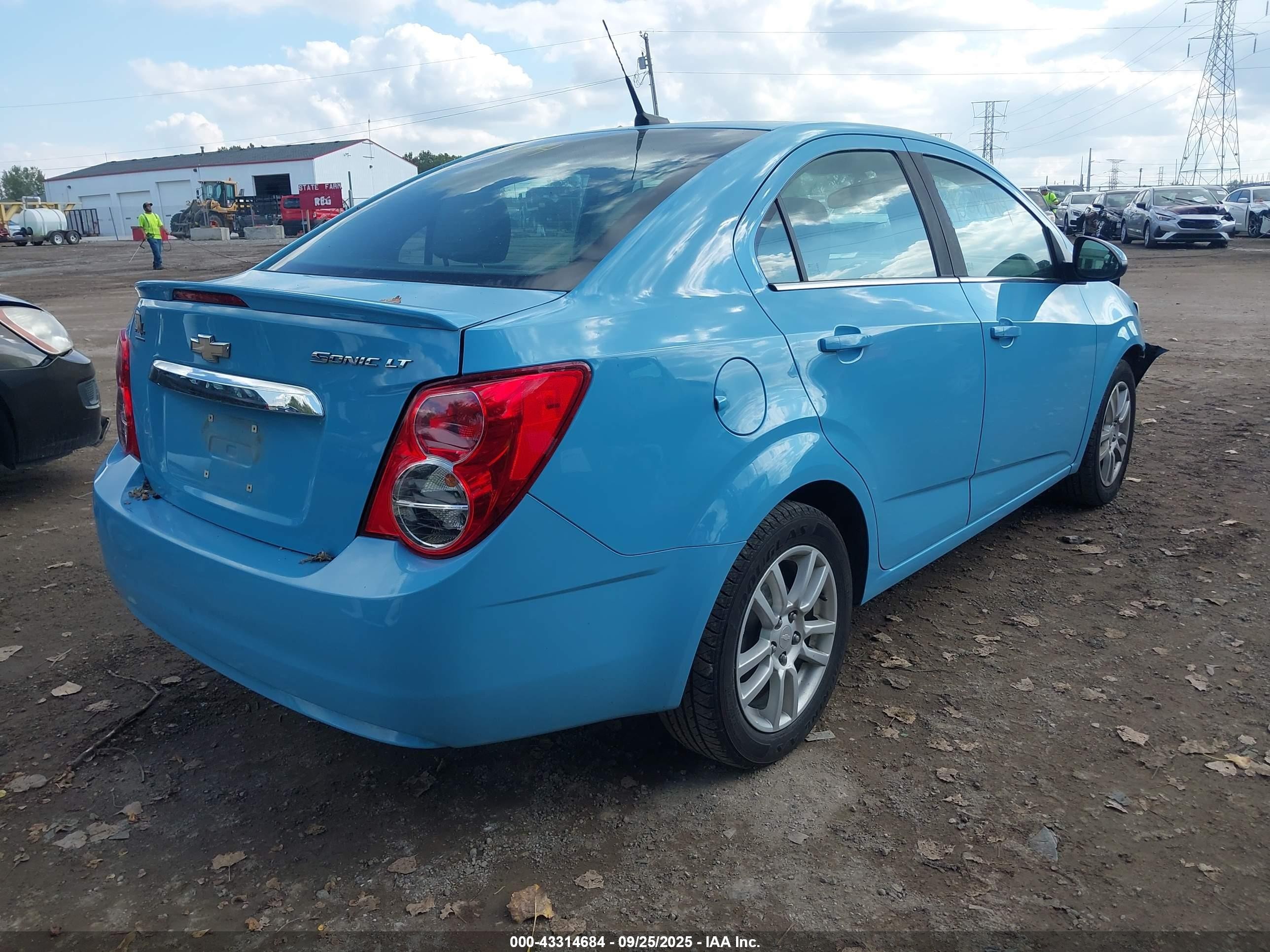 2014 Chevrolet Sonic Lt Auto Light Blue vin: 1G1JC5SH6E4154975