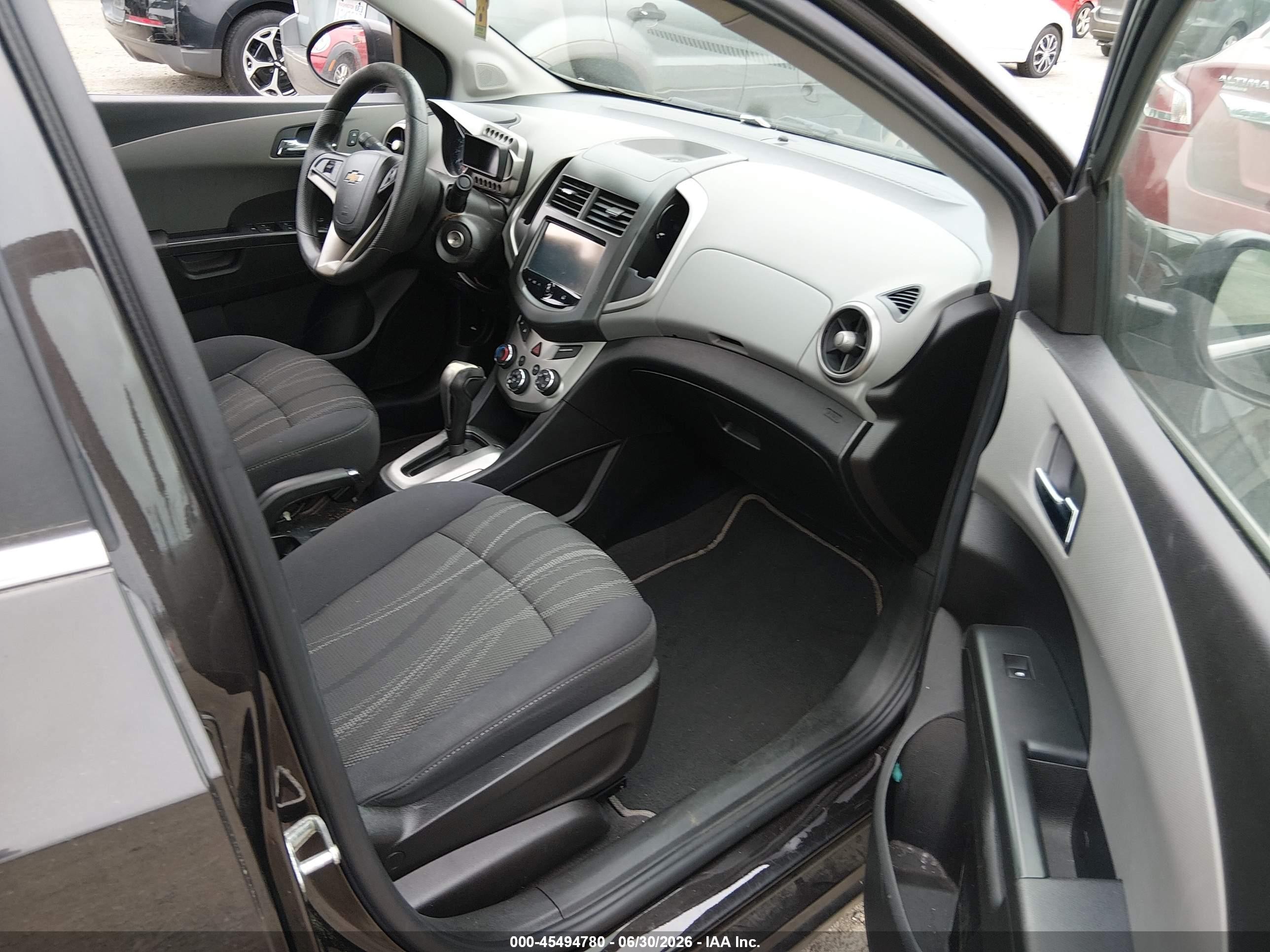 2015 Chevrolet Sonic Lt Auto Черный vin: 1G1JC5SH6F4165508