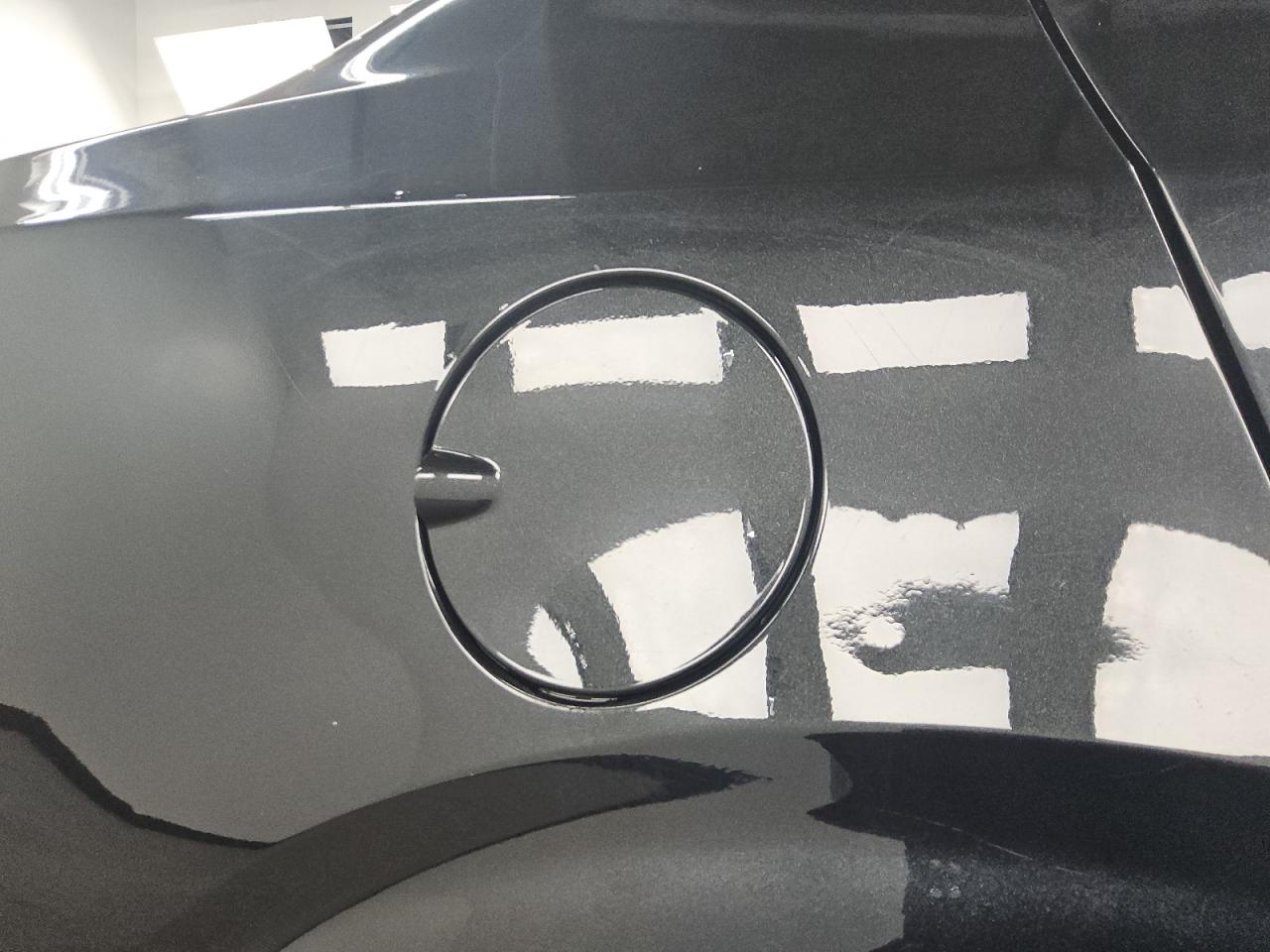 2013 Chevrolet Sonic Lt Black vin: 1G1JC5SH7D4192004 Damage: Right Qtr Panel, Dent(S) W/ Paint Dmg, 3 To 4 Inches