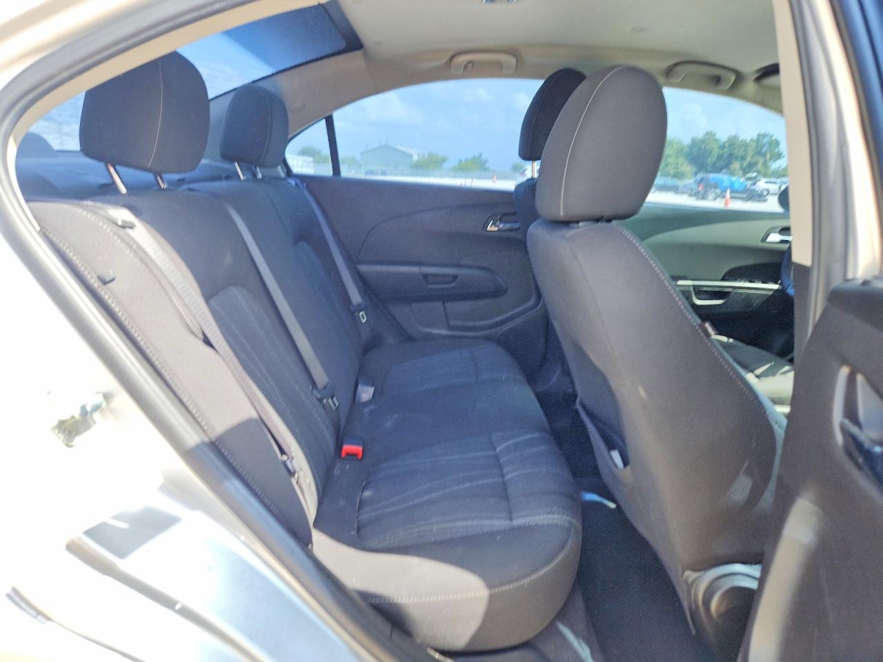 2014 Chevrolet Sonic Lt Silver vin: 1G1JC5SH7E4224354