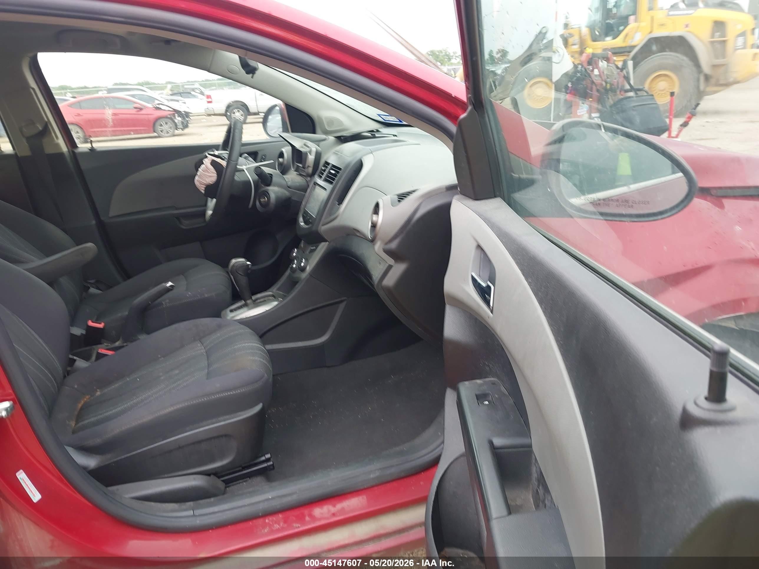 2015 Chevrolet Sonic Lt Auto Red vin: 1G1JC5SH7F4147907