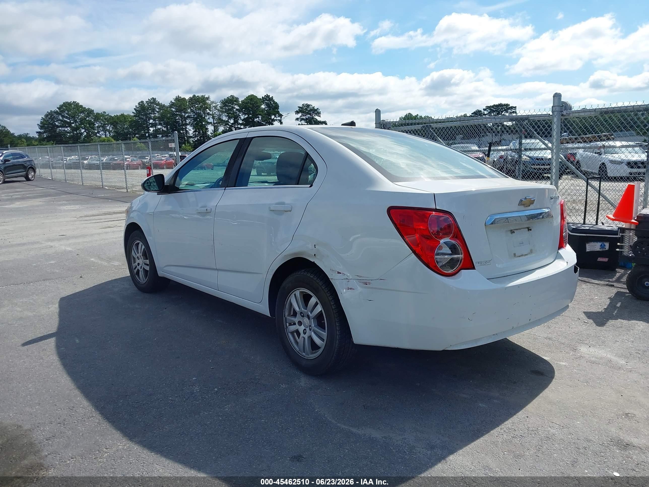 2013 Chevrolet Sonic Lt Auto White vin: 1G1JC5SH8D4188950
