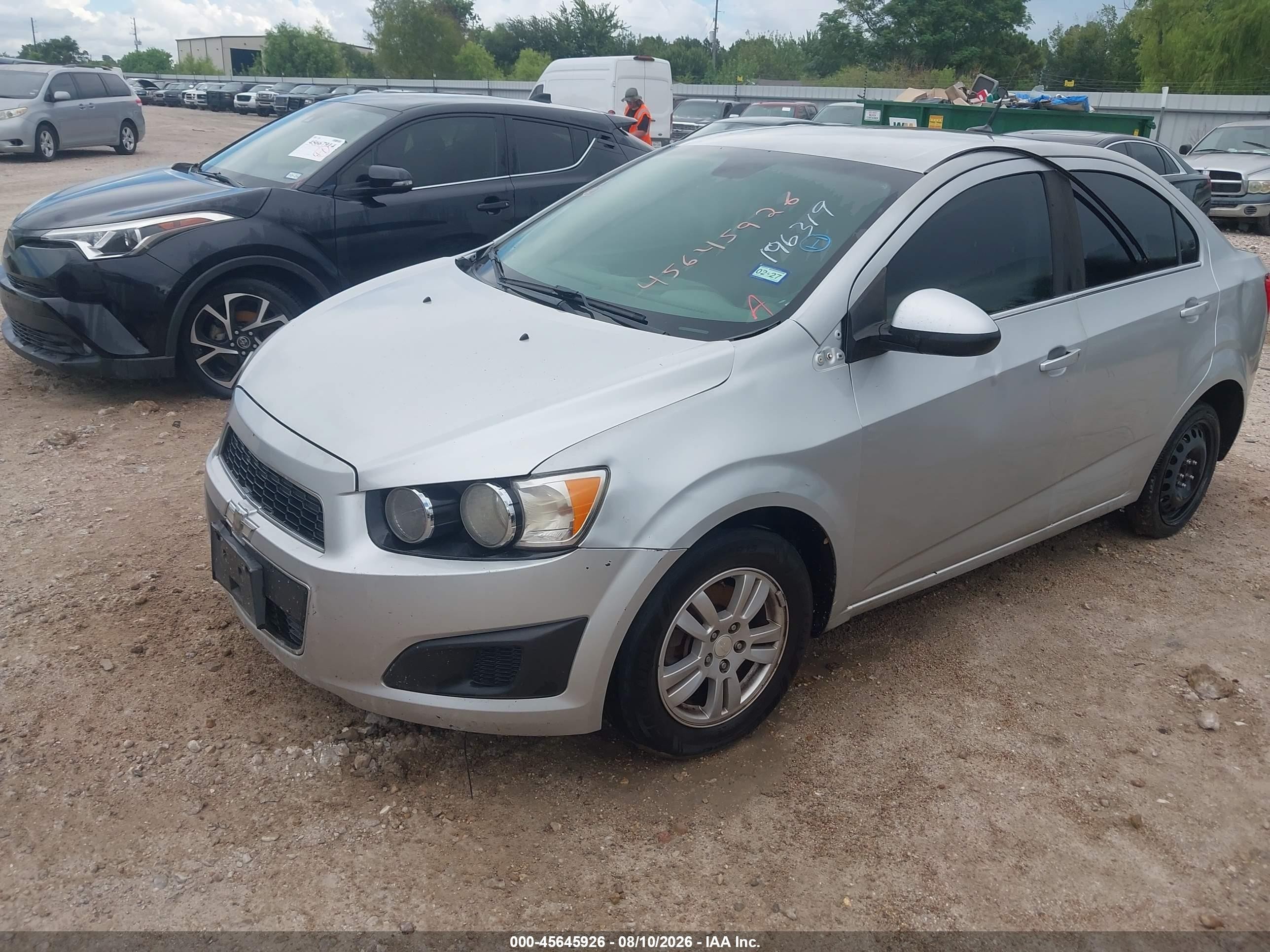 2013 Chevrolet Sonic Lt Auto Серебряный vin: 1G1JC5SH8D4196319
