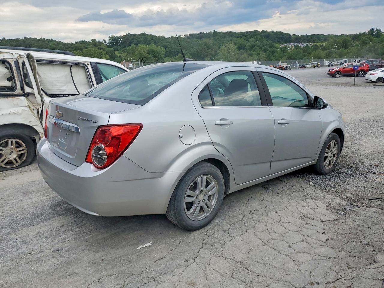 2014 Chevrolet Sonic Lt Silver vin: 1G1JC5SH8E4101971