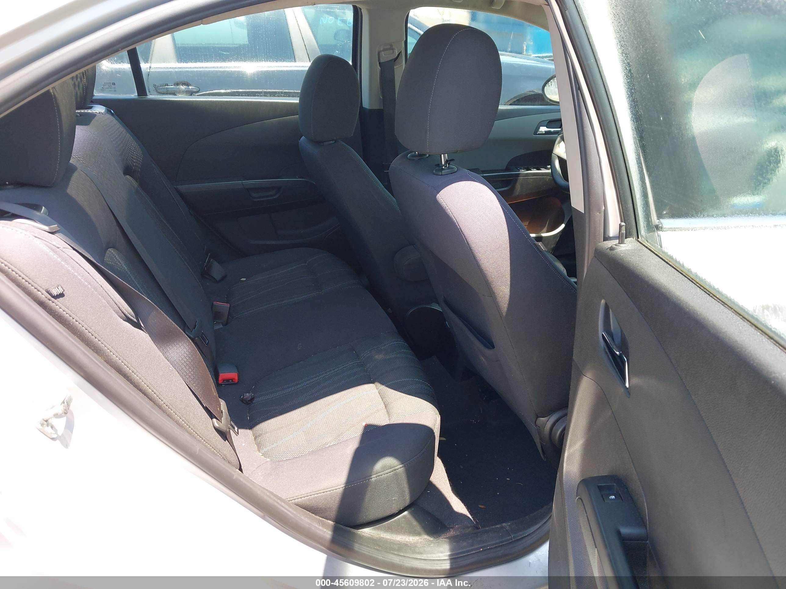 2015 Chevrolet Sonic Lt Auto Silver vin: 1G1JC5SH8F4154901