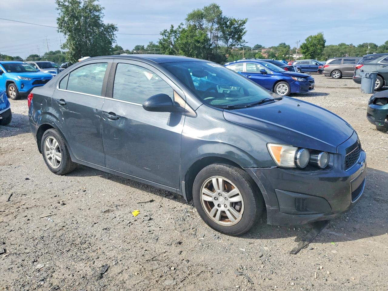 2015 Chevrolet Sonic Lt Серый vin: 1G1JC5SH8F4175568