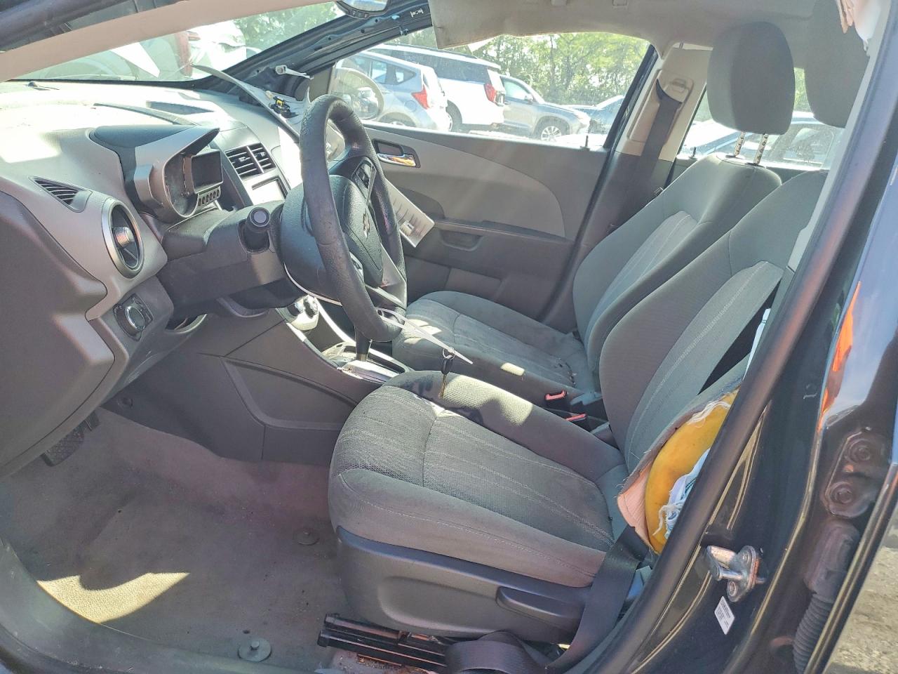 2015 Chevrolet Sonic Lt Серый vin: 1G1JC5SH8F4175568