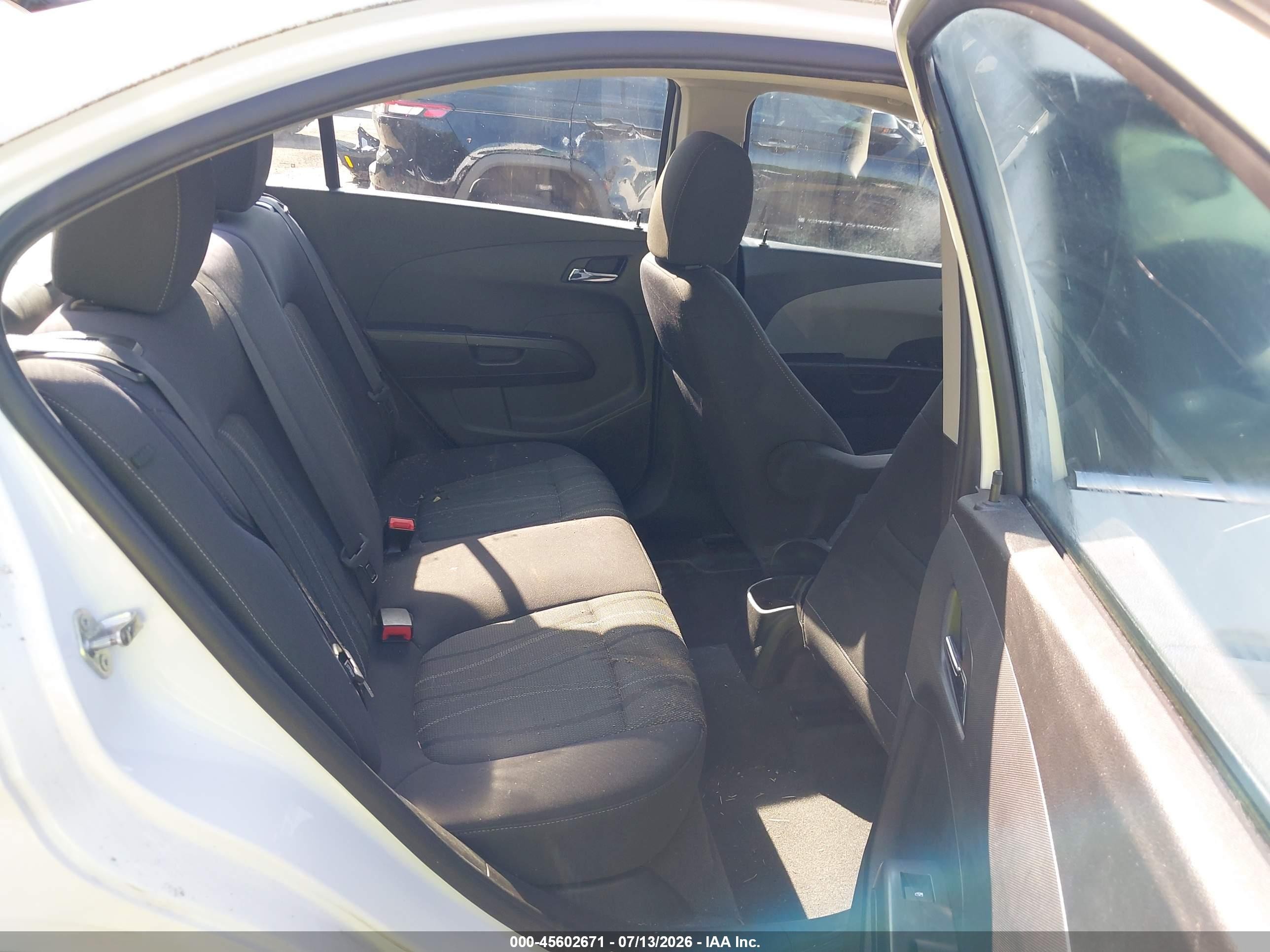 2014 Chevrolet Sonic Lt Auto Белый vin: 1G1JC5SH9E4103003