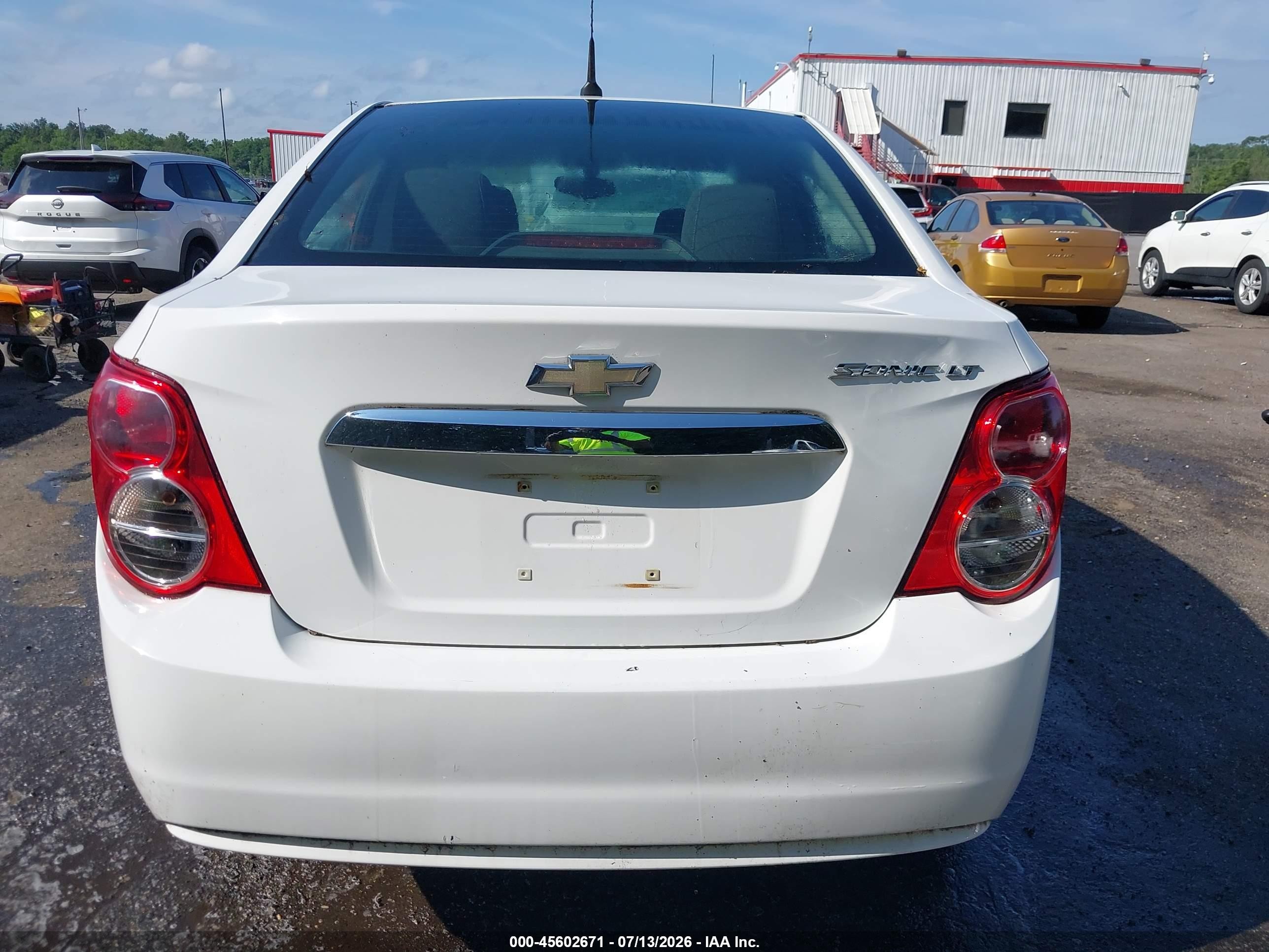 2014 Chevrolet Sonic Lt Auto Белый vin: 1G1JC5SH9E4103003