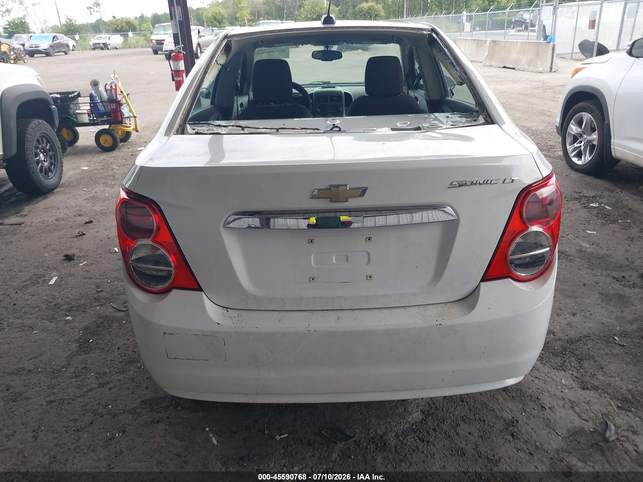 2015 Chevrolet Sonic Lt Auto White vin: 1G1JC5SH9F4111569