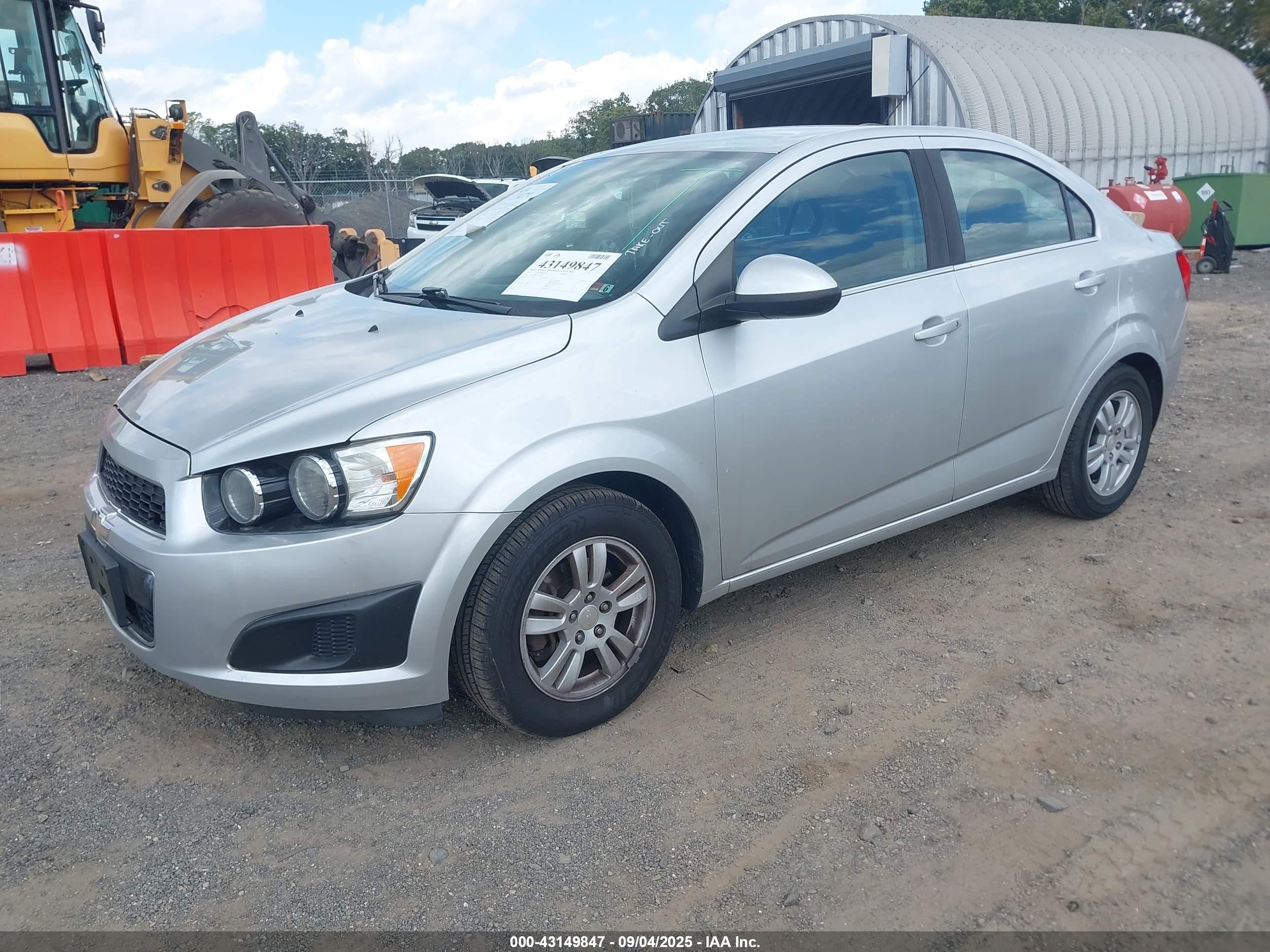 2015 Chevrolet Sonic Lt Auto Silver vin: 1G1JC5SH9F4158259