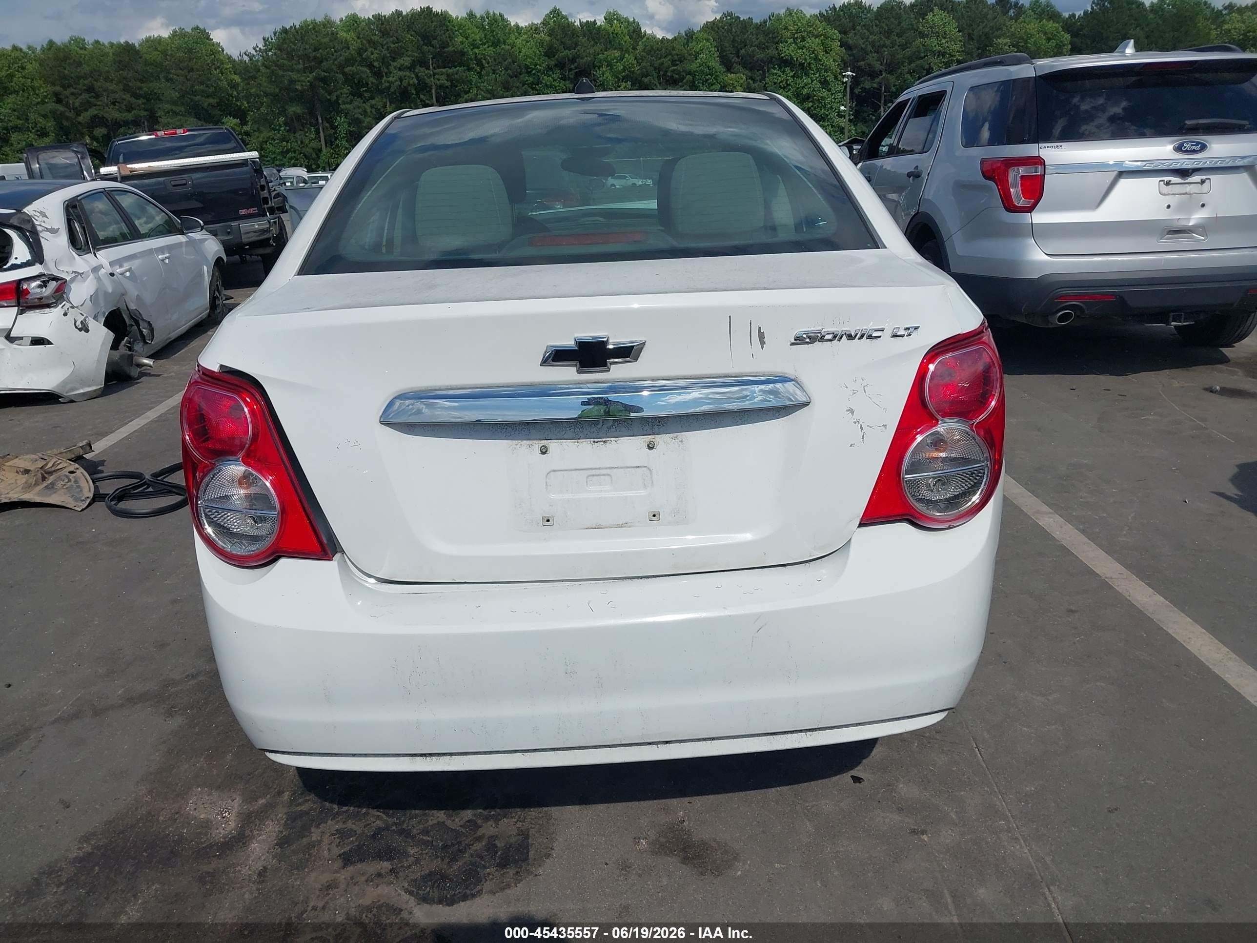 2013 Chevrolet Sonic Lt Auto Белый vin: 1G1JC5SHXD4142584