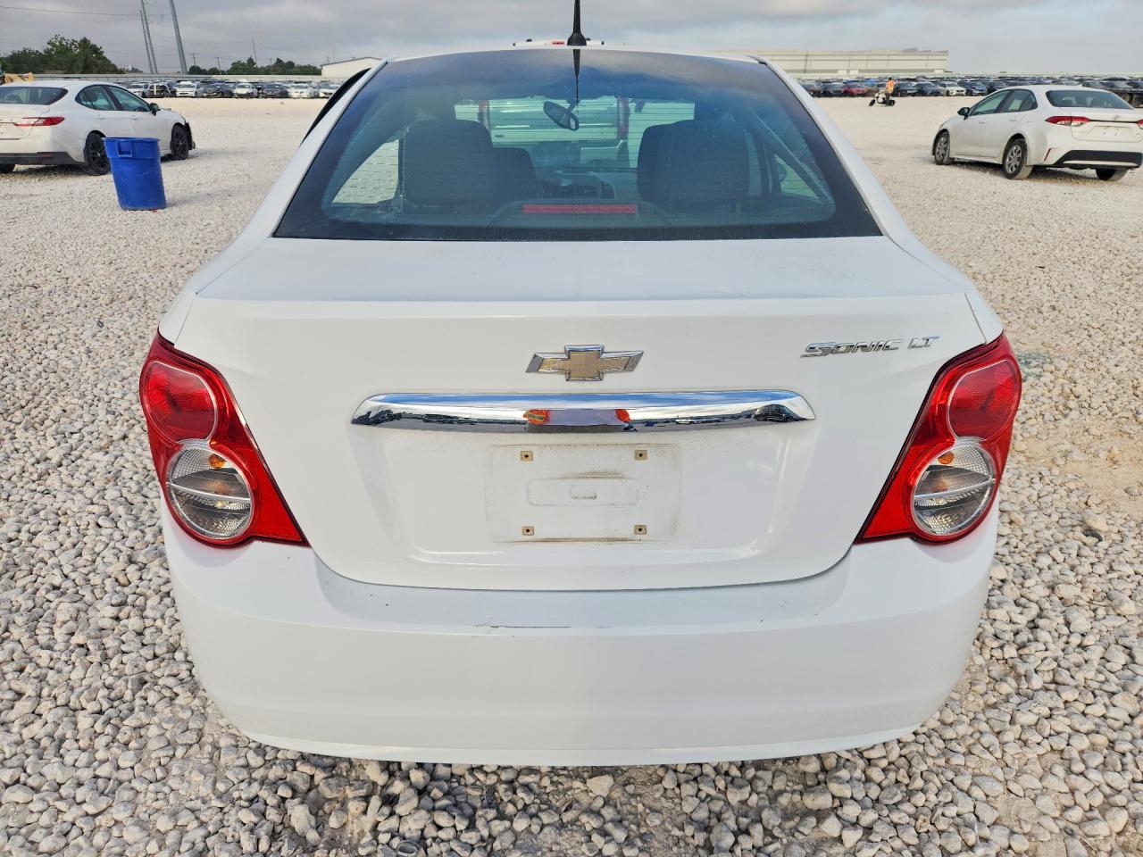 2014 Chevrolet Sonic Lt White vin: 1G1JC5SHXE4165963