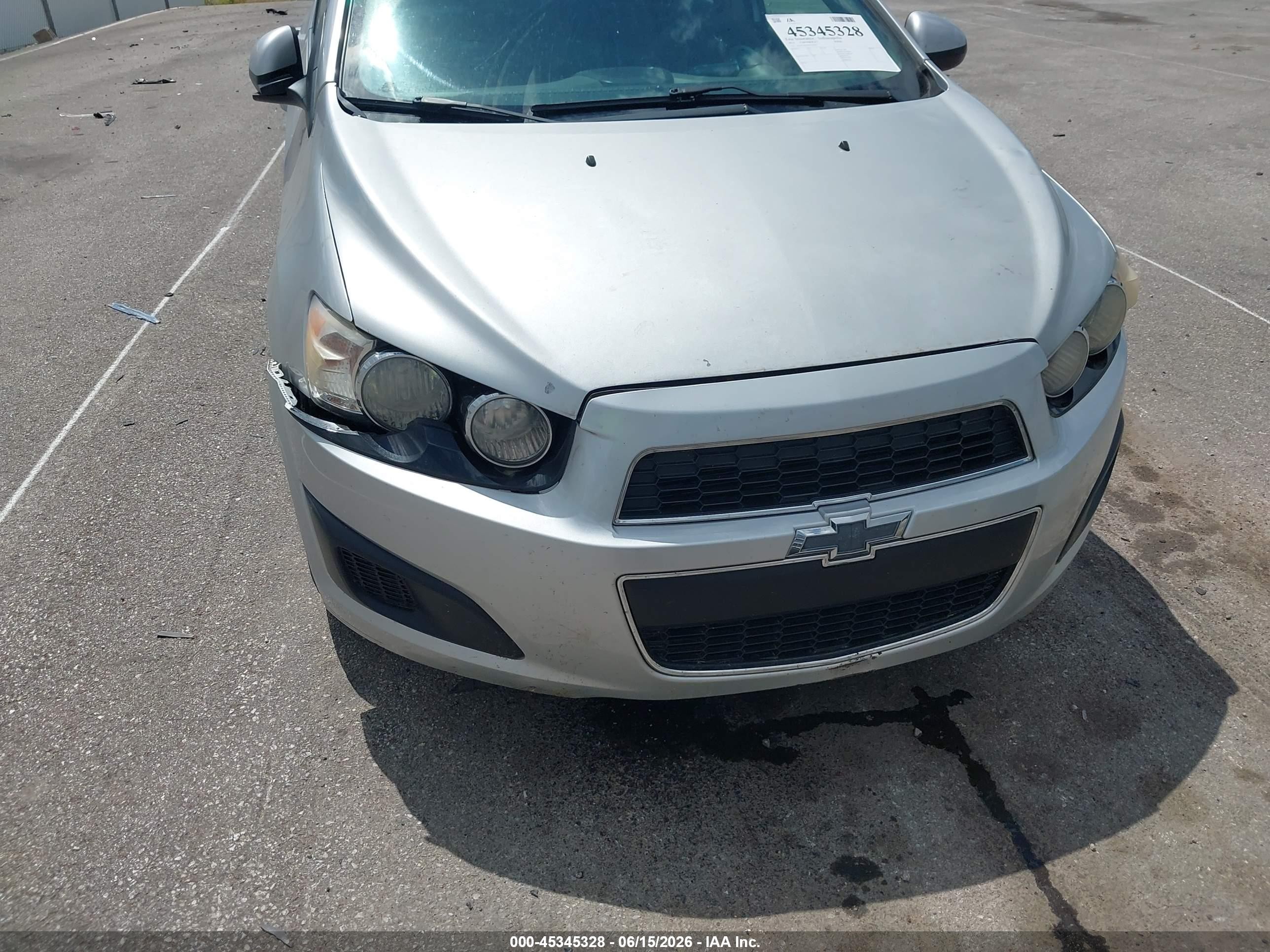 2014 Chevrolet Sonic Lt Auto Silver vin: 1G1JC5SHXE4174405
