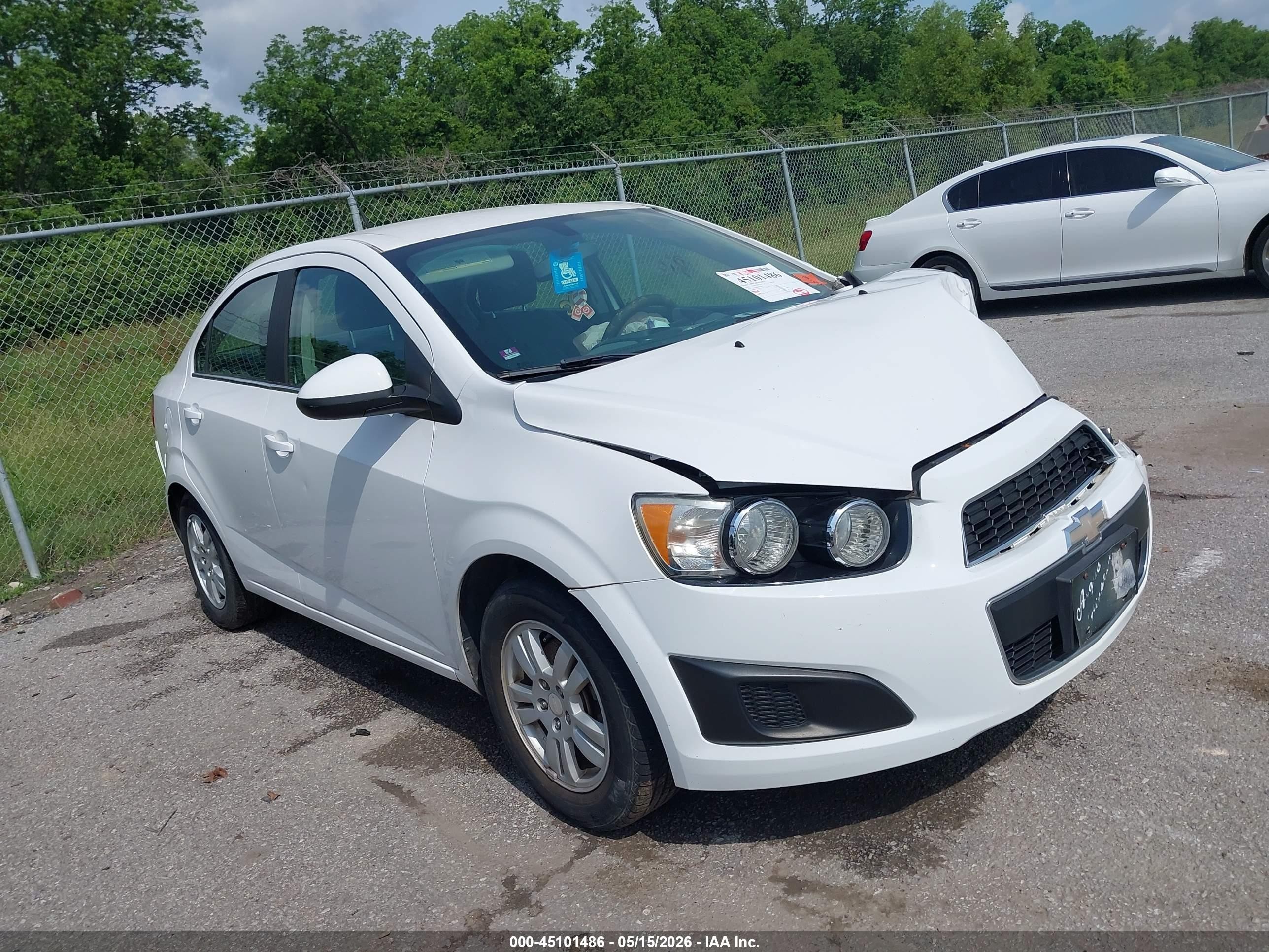 2014 Chevrolet Sonic Lt Auto White vin: 1G1JC5SHXE4206835