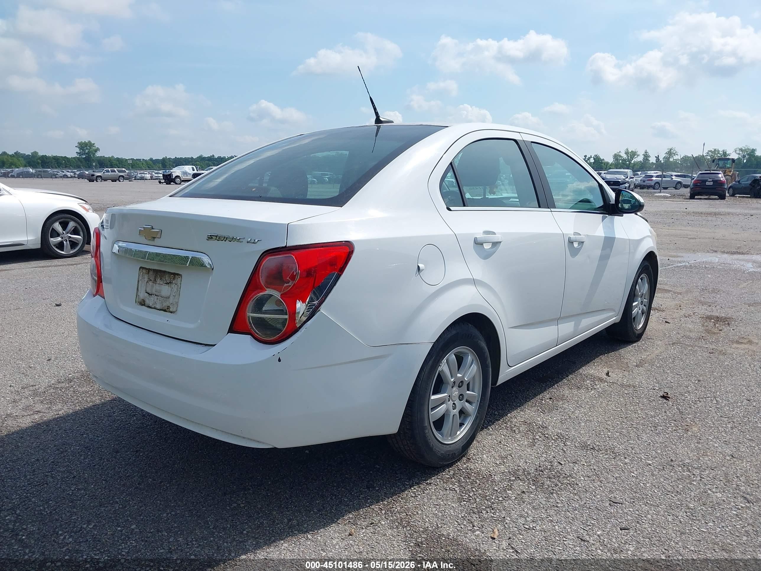 2014 Chevrolet Sonic Lt Auto Белый vin: 1G1JC5SHXE4206835