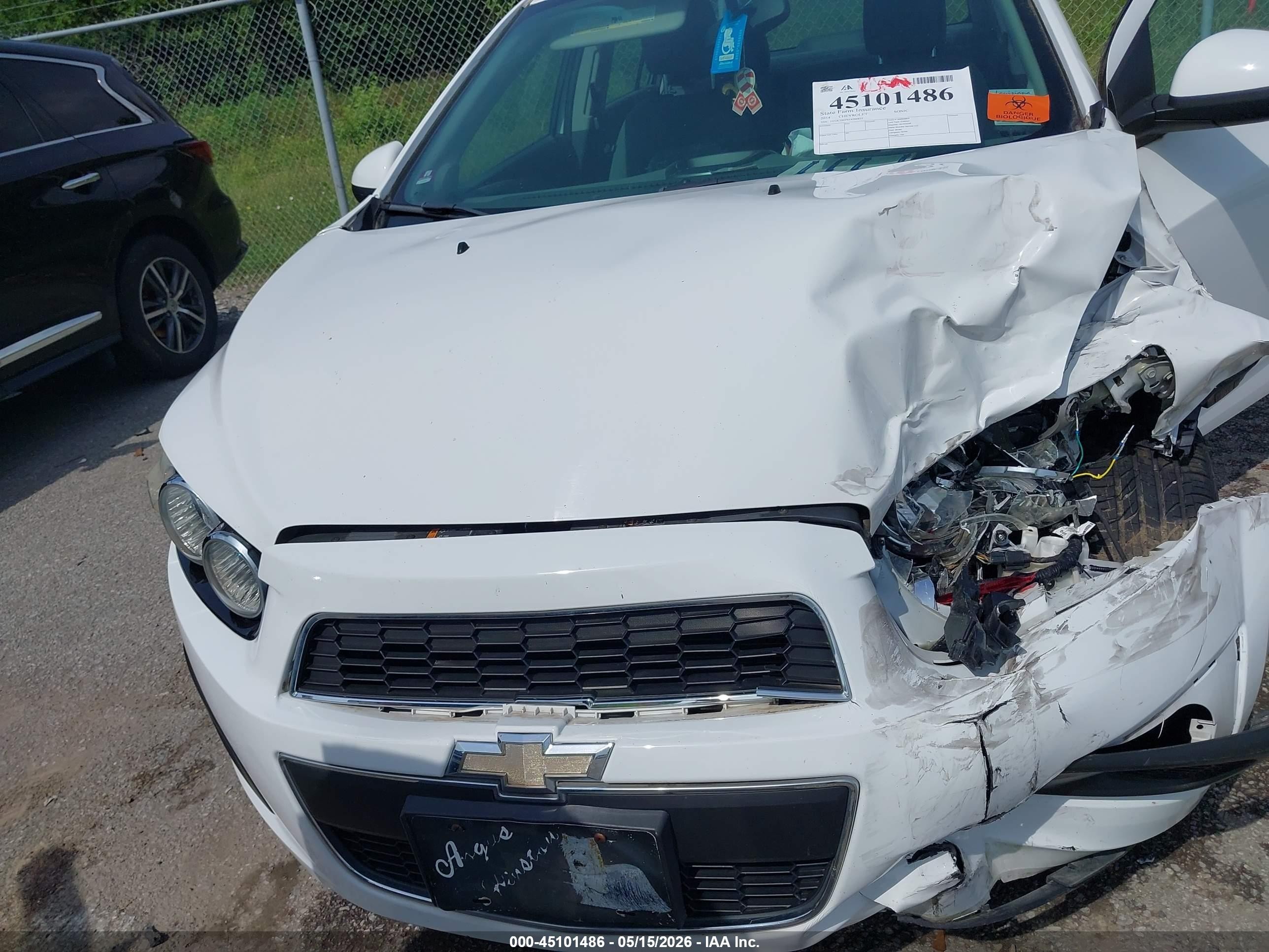 2014 Chevrolet Sonic Lt Auto Белый vin: 1G1JC5SHXE4206835